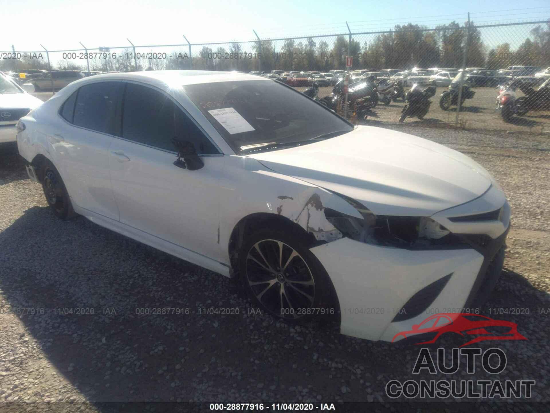 TOYOTA CAMRY 2019 - 4T1B11HK1KU165435