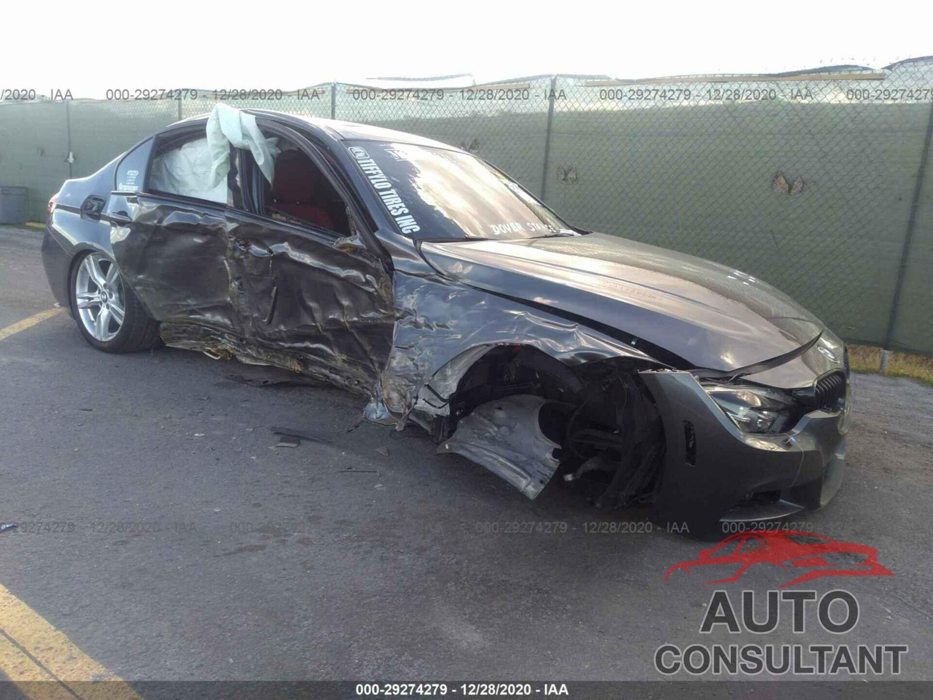 BMW 3 SERIES 2018 - WBA8B3C58JK384697