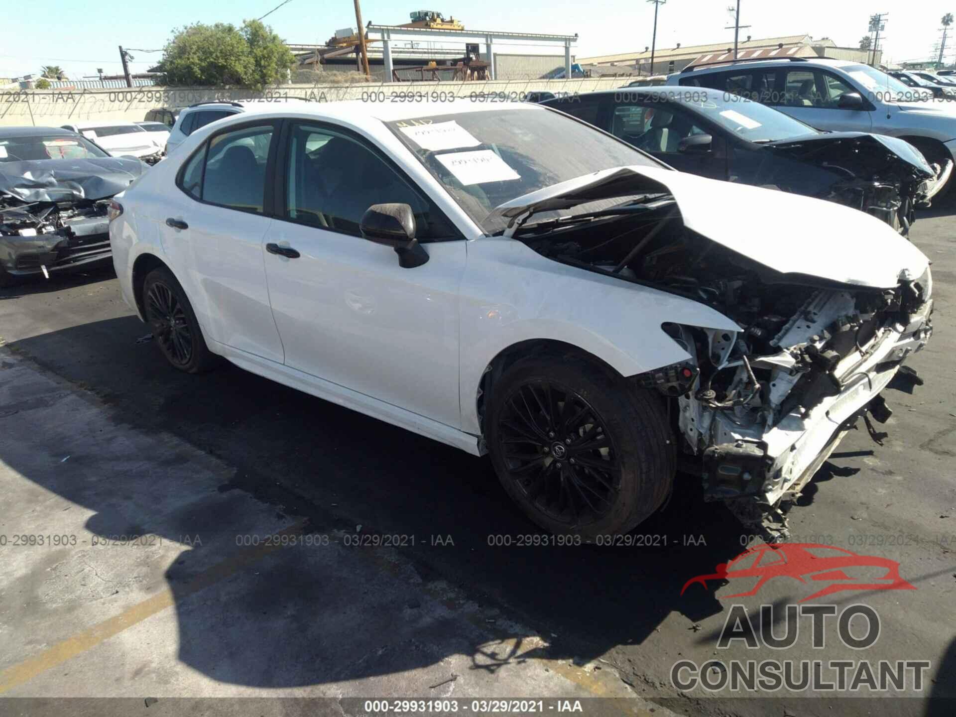 TOYOTA CAMRY 2020 - 4T1G11AK7LU318305