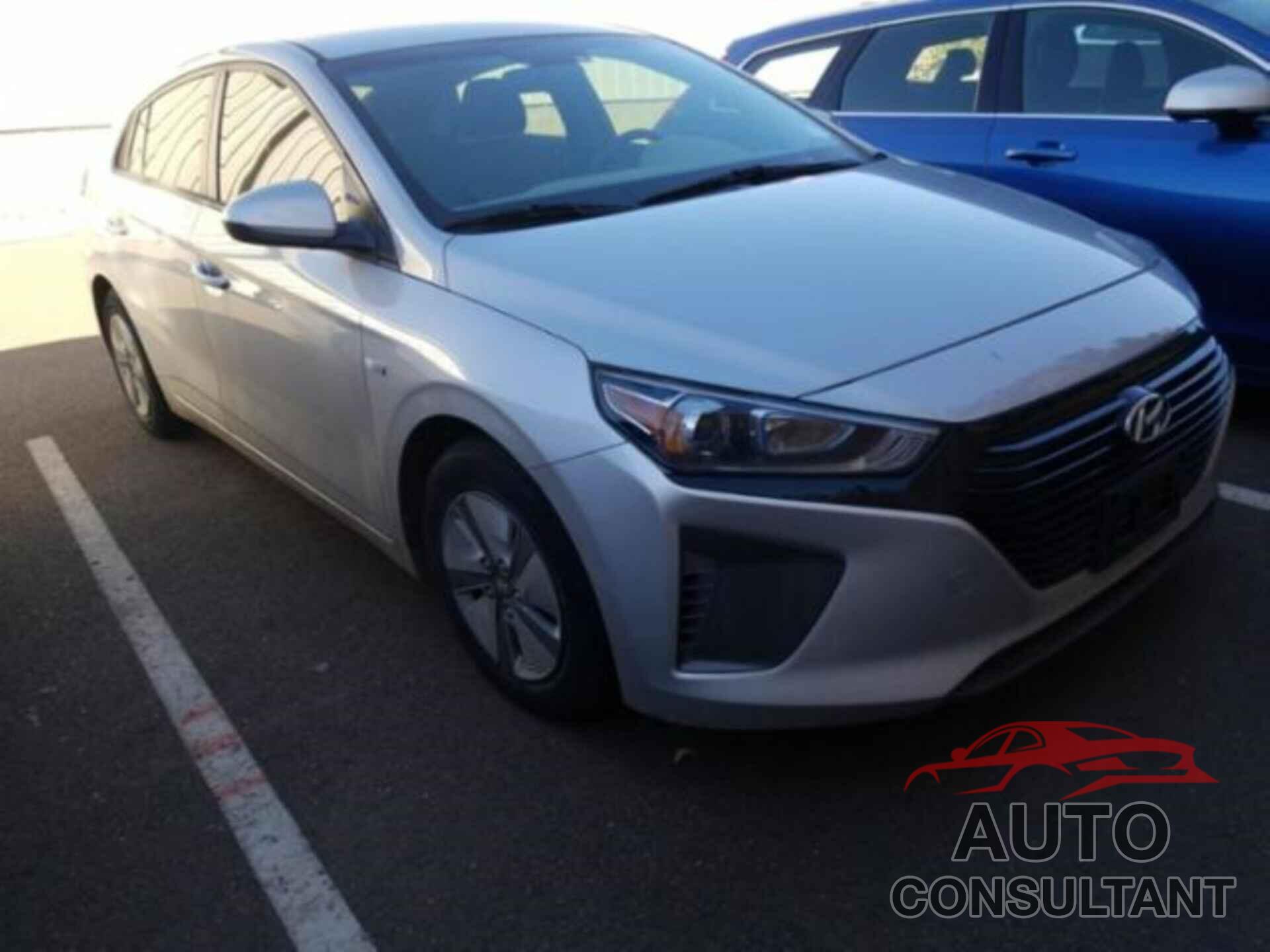 HYUNDAI IONIQ HYBRID 2017 - KMHC65LC4HU055355