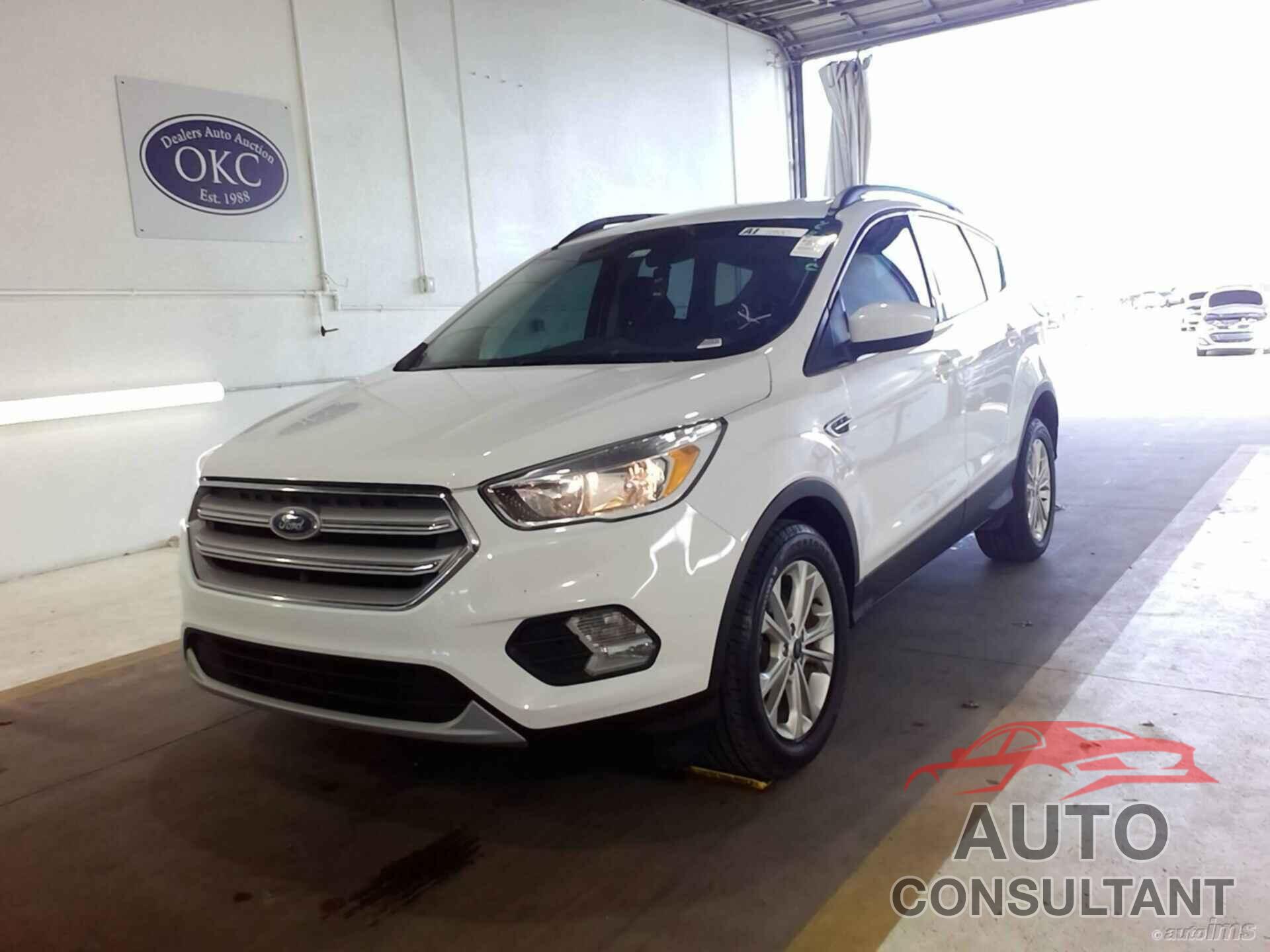 FORD ESCAPE 2018 - 1FMCU0GD1JUC50041