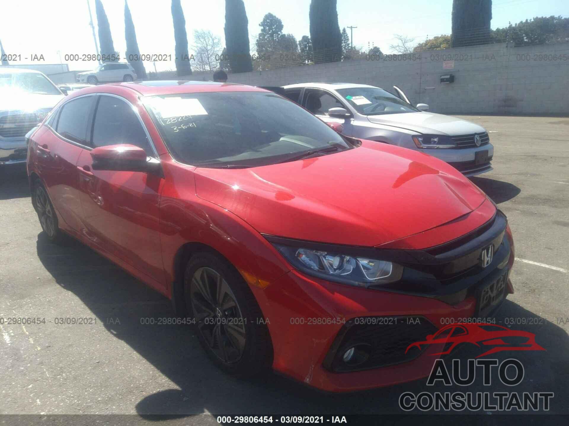 HONDA CIVIC HATCHBACK 2017 - SHHFK7H53HU427987