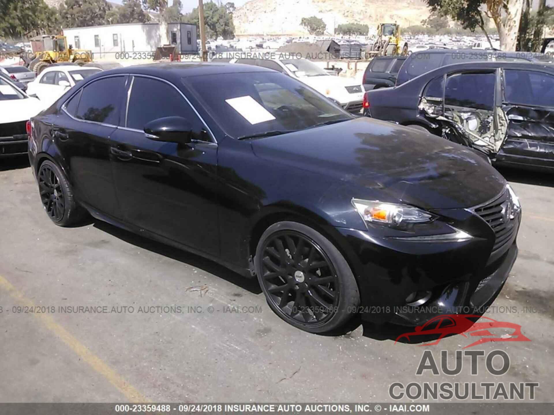 LEXUS IS 2014 - JTHBF1D23E5003251