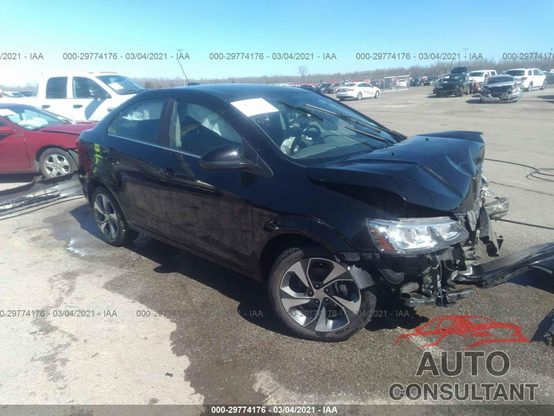 CHEVROLET SONIC 2017 - 1G1JF5SB3H4109600