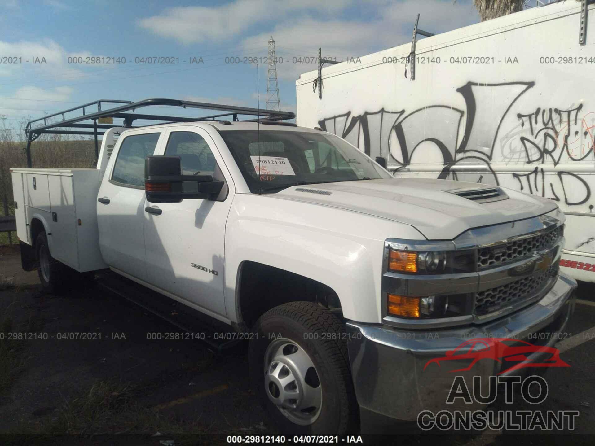 CHEVROLET SILVERADO 3500HD 2019 - 1GB4KVCY0KF261143