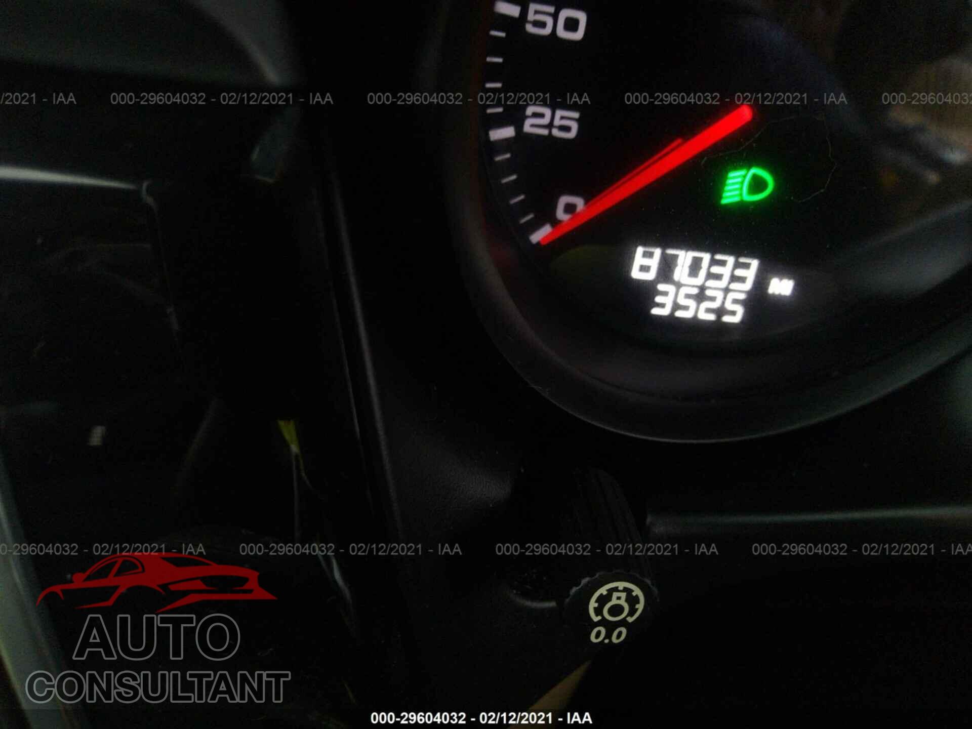 PORSCHE MACAN 2018 - WP1AA2A50JLB01951