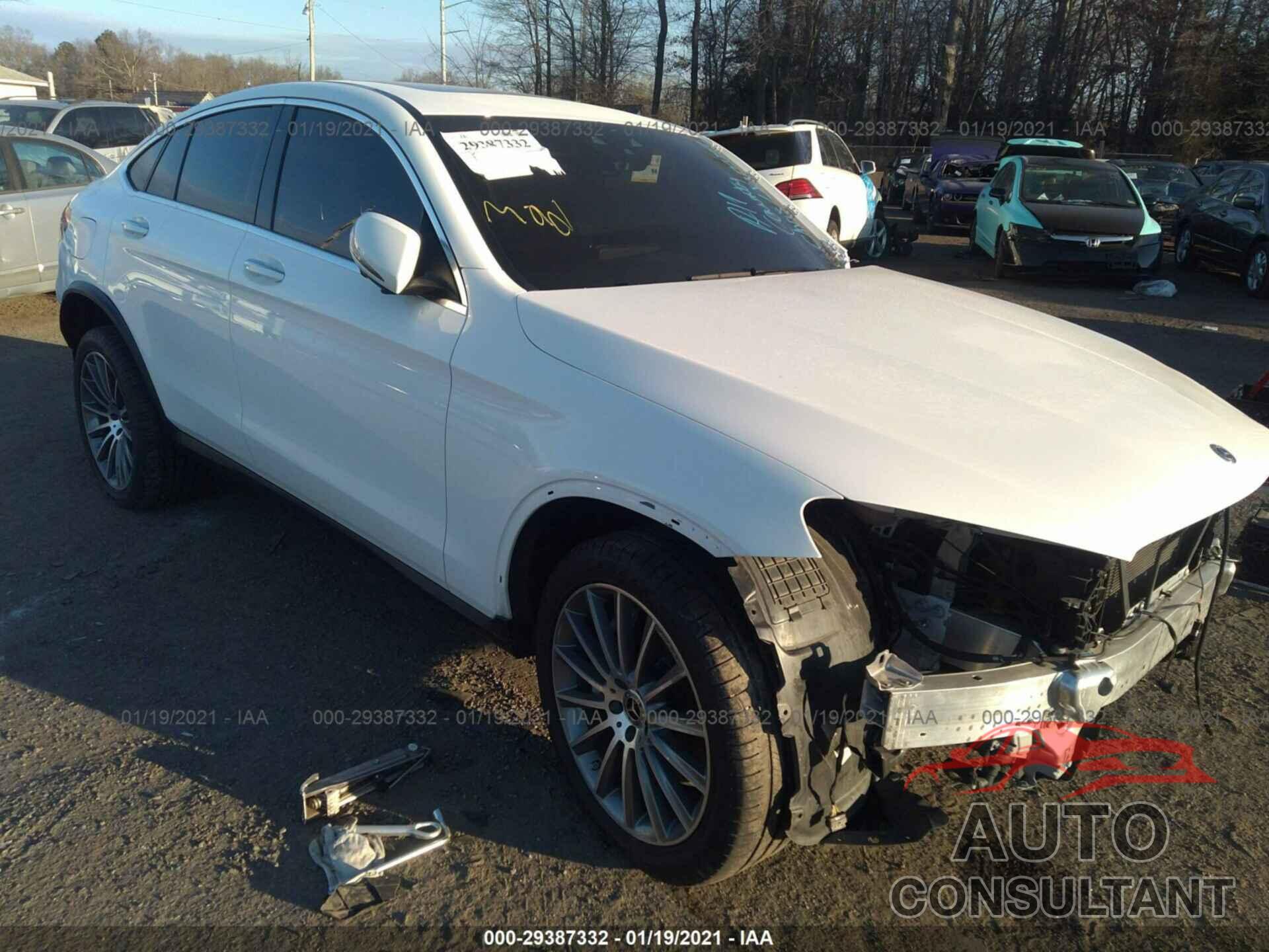 MERCEDES-BENZ GLC 2020 - WDC0J8EB5LF719472