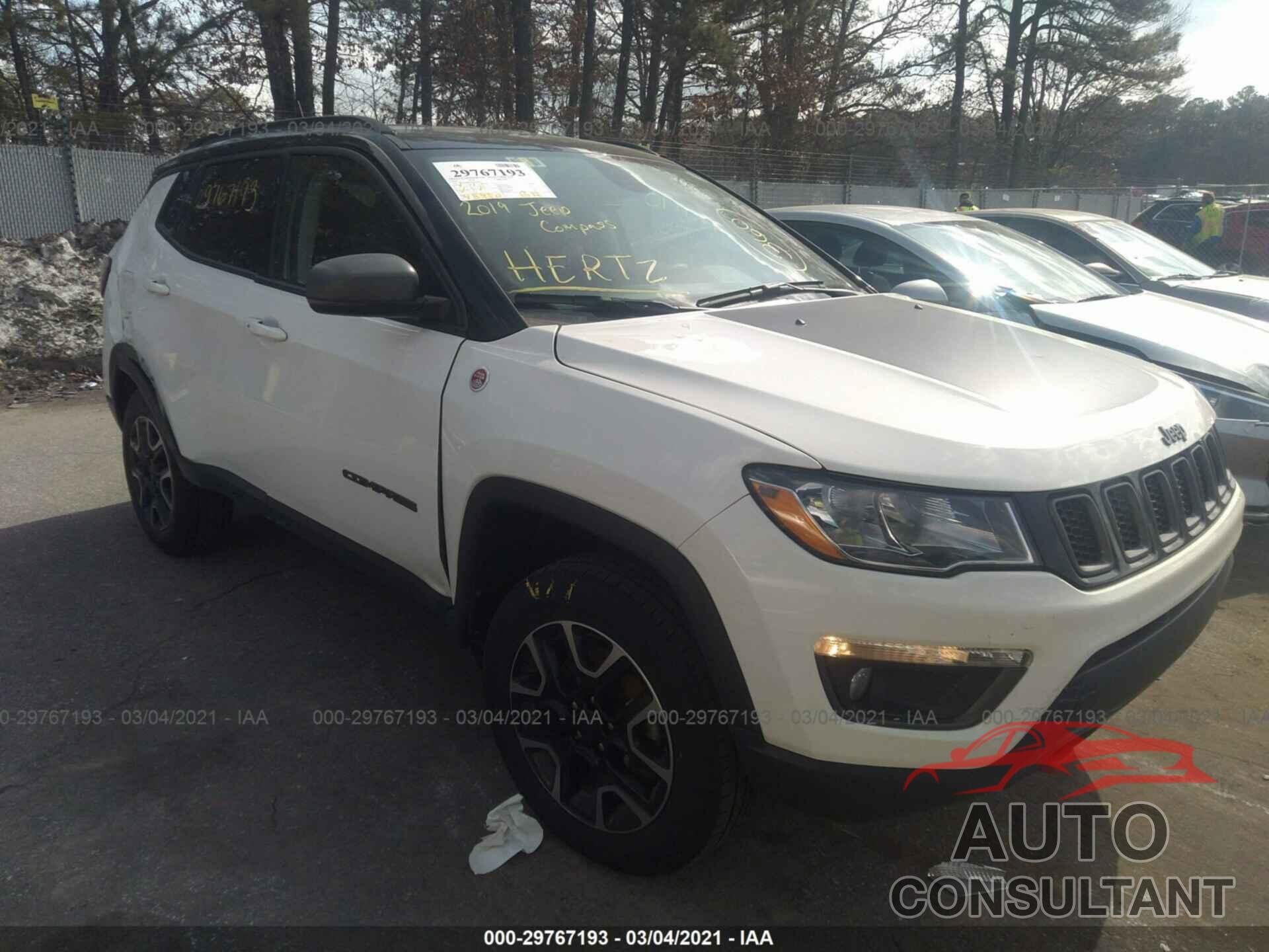 JEEP COMPASS 2019 - 3C4NJDDB4KT739707