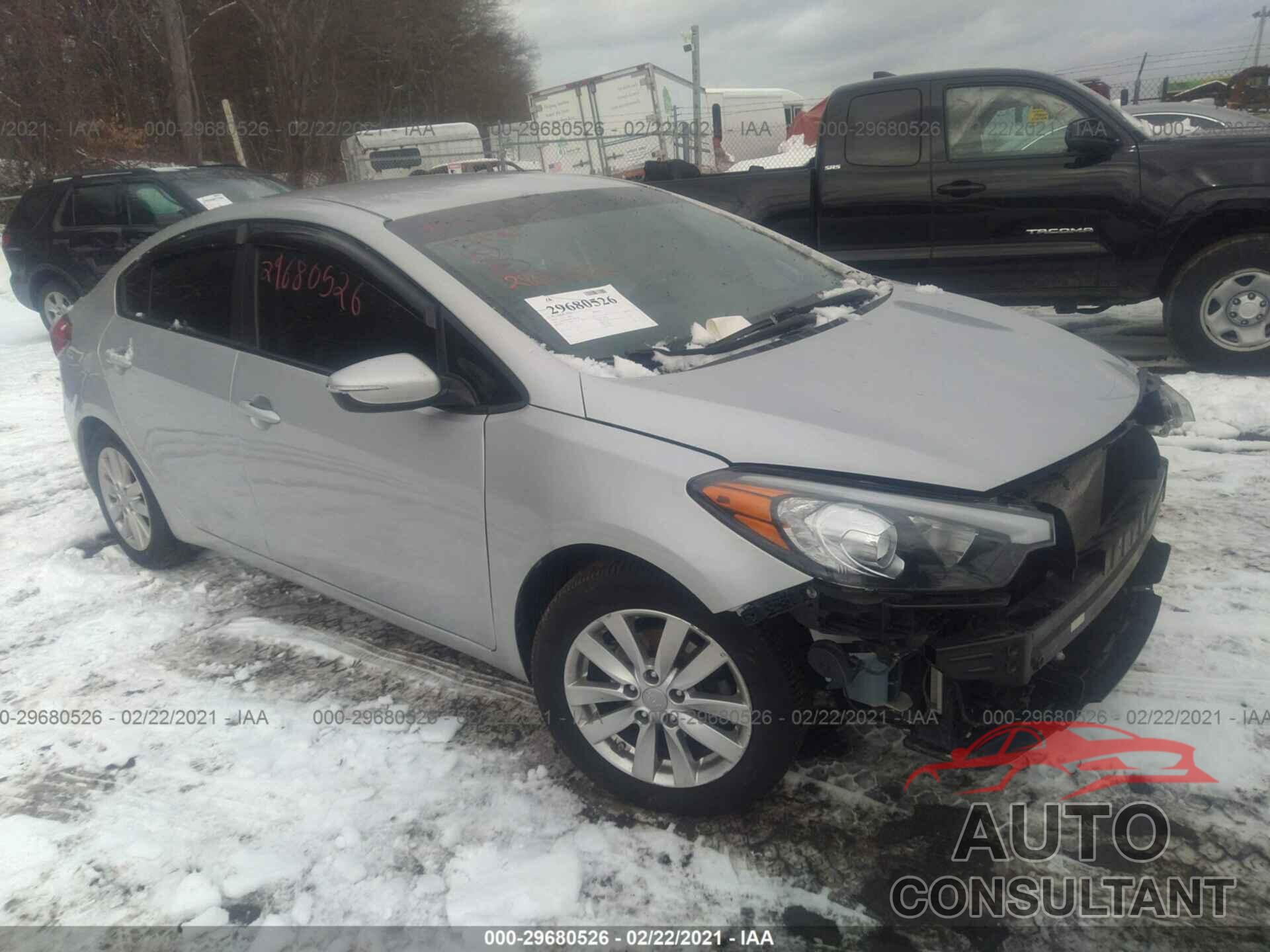 KIA FORTE 2016 - KNAFX4A6XG5566256