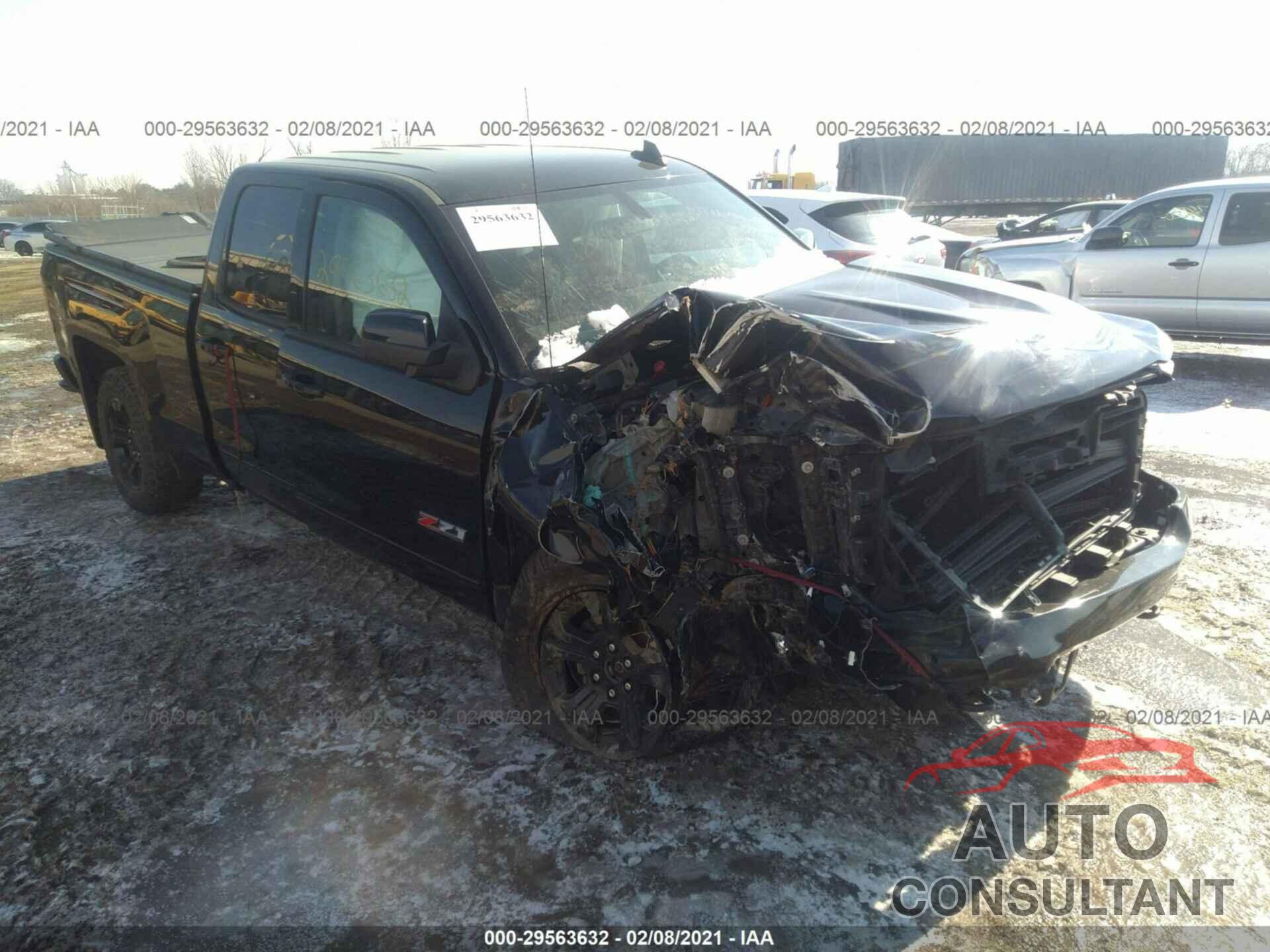 CHEVROLET SILVERADO 1500 2017 - 1GCVKREC6HZ219656