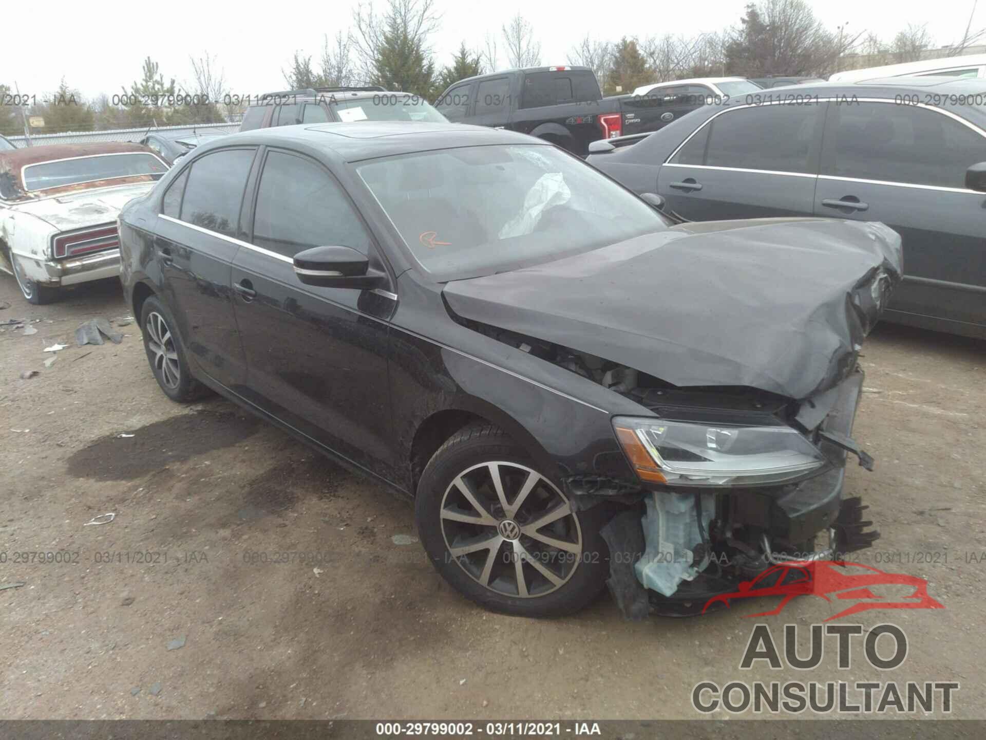 VOLKSWAGEN JETTA 2017 - 3VWDB7AJXHM276574