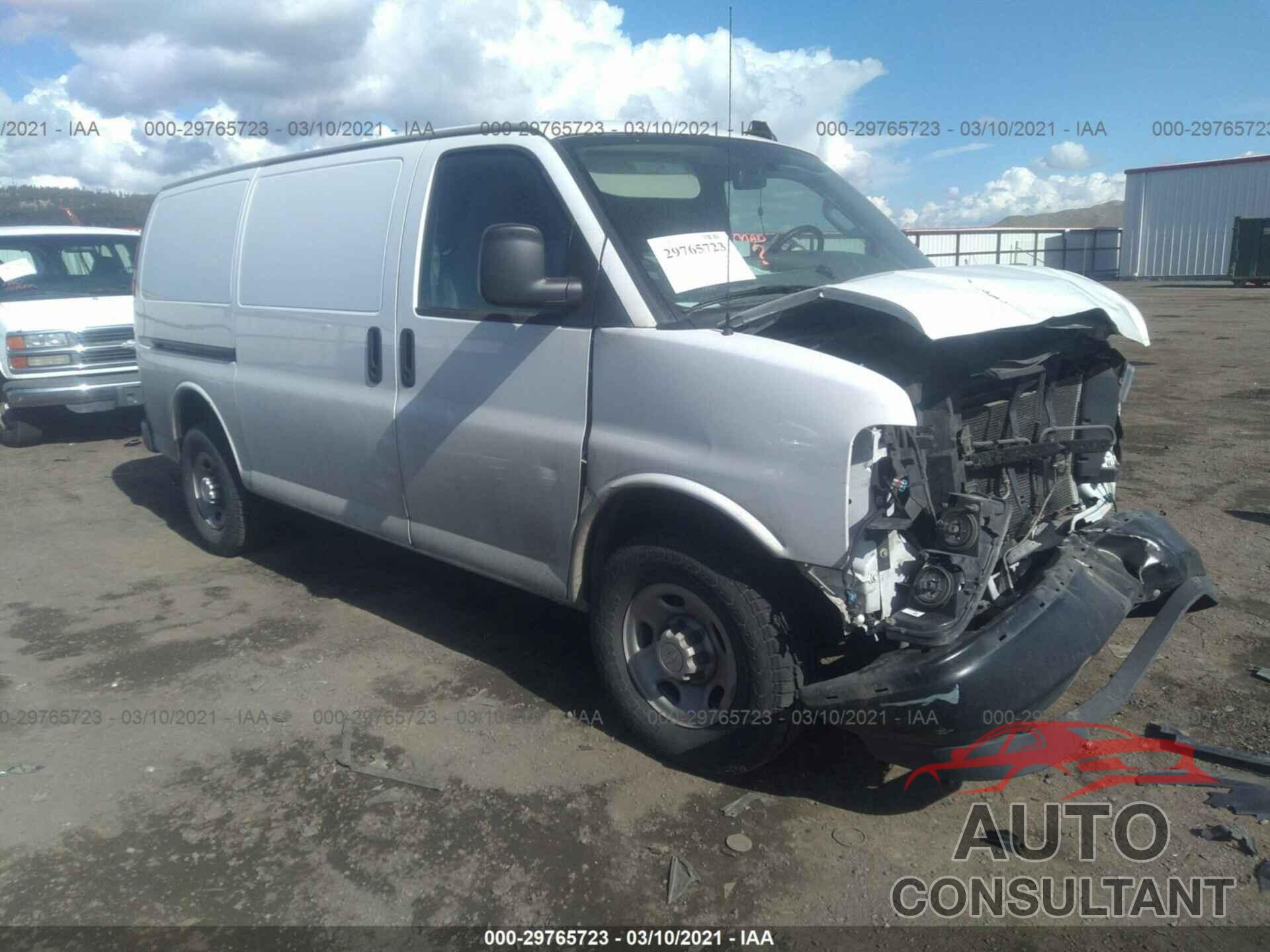 CHEVROLET EXPRESS CARGO VAN 2019 - 1GCWGAFG0K1179718