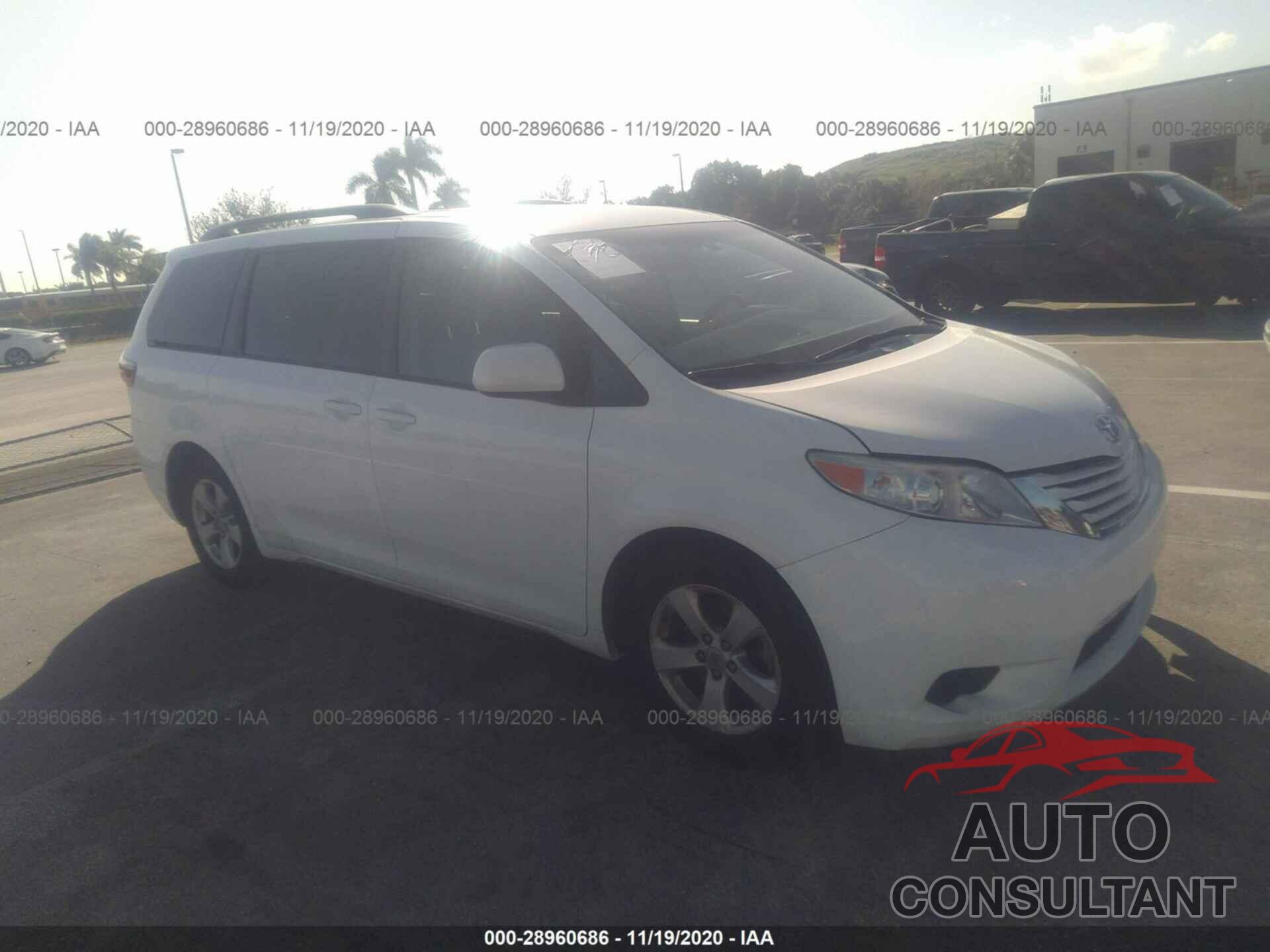 TOYOTA SIENNA 2017 - 5TDKZ3DC2HS867316