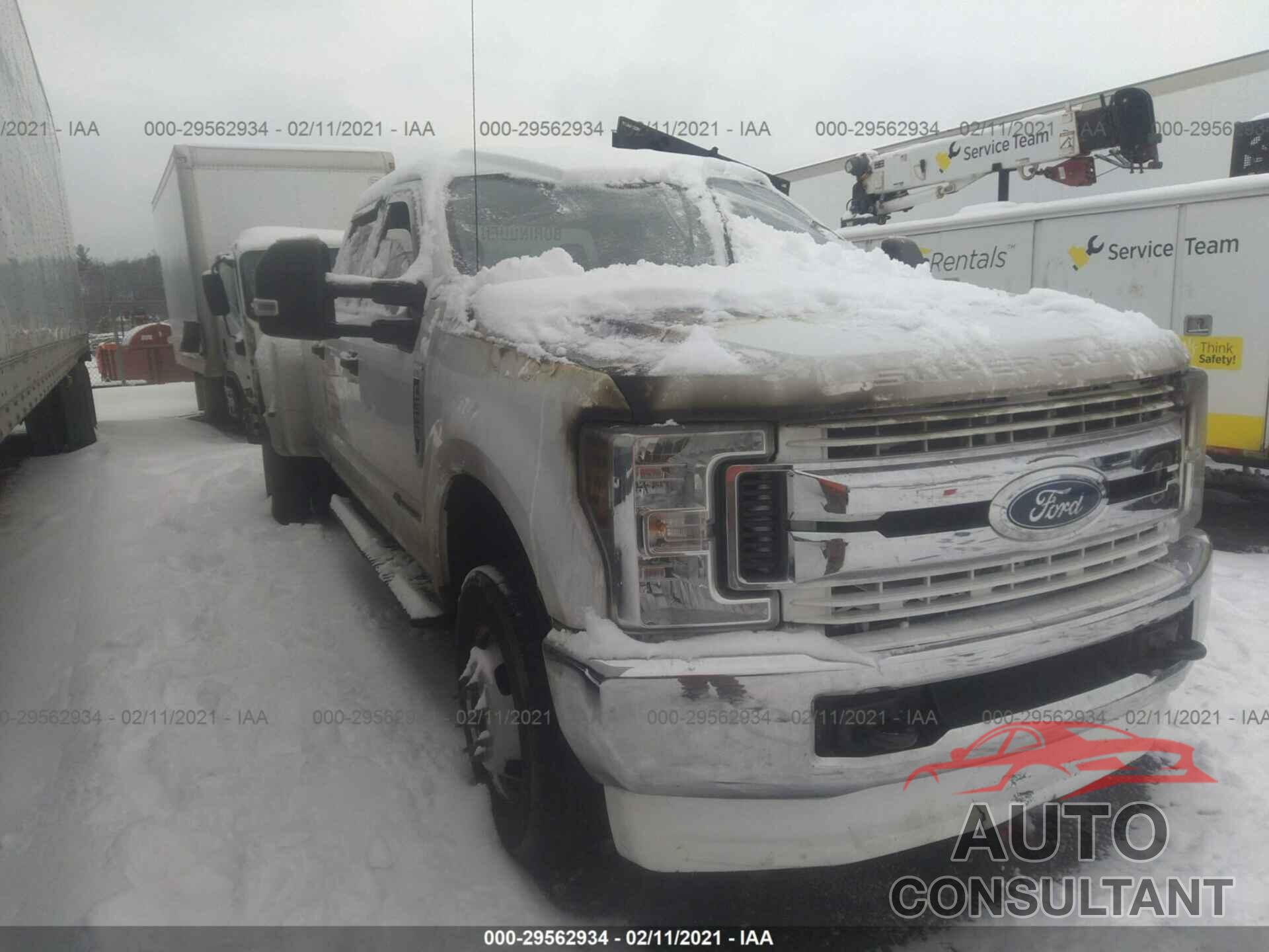 FORD SUPER DUTY F-350 DRW 2018 - 1FT8W3DT4JEC19619