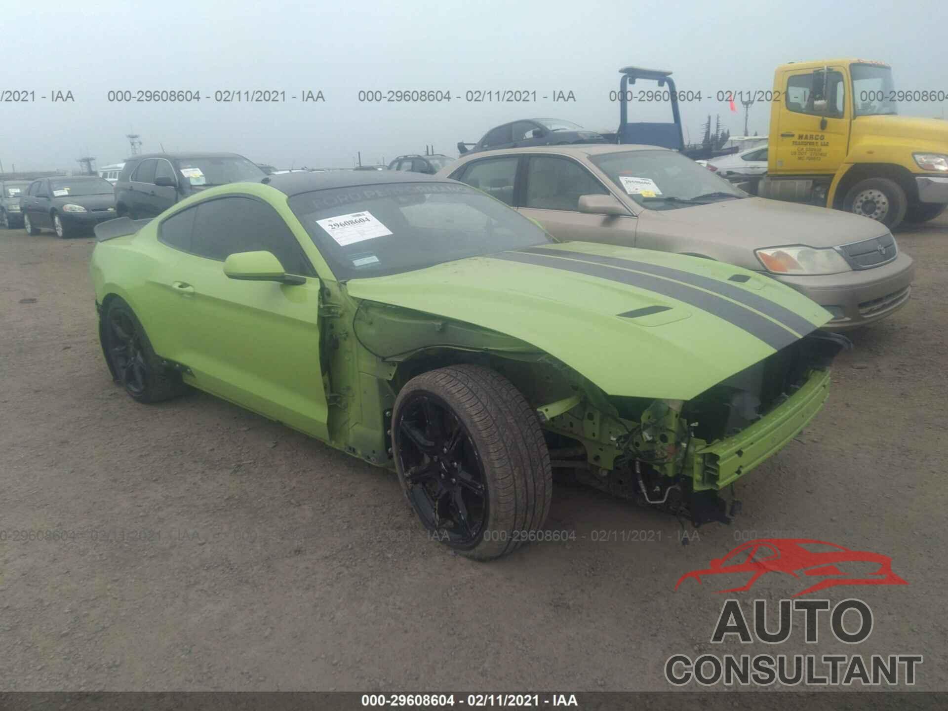 FORD MUSTANG 2020 - 1FA6P8CF2L5125129