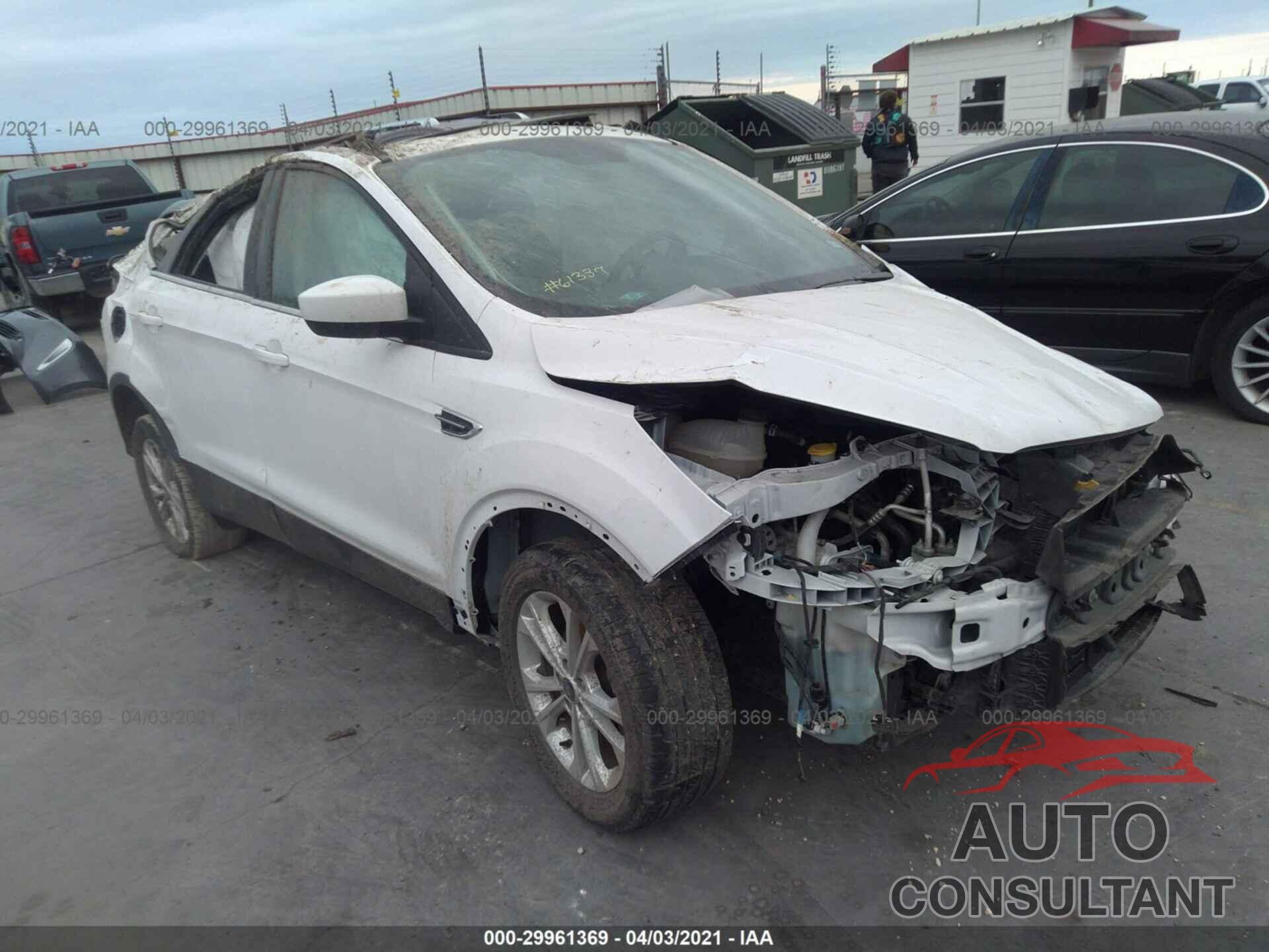 FORD ESCAPE 2018 - 1FMCU0GD0JUC61337