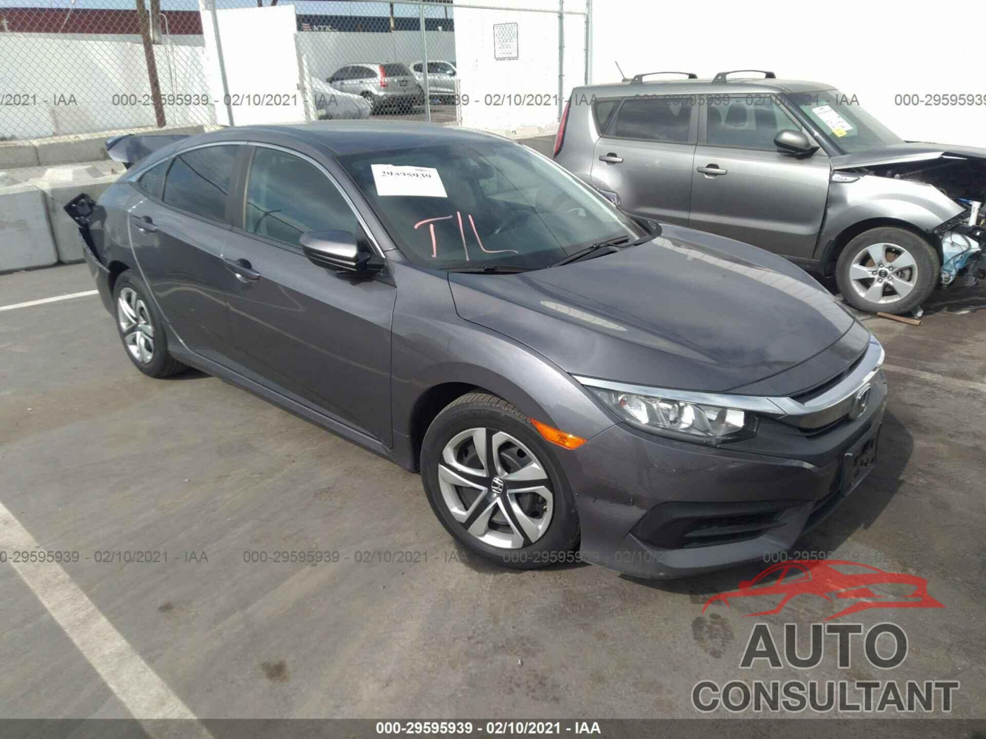 HONDA CIVIC SEDAN 2018 - 2HGFC2F52JH559919