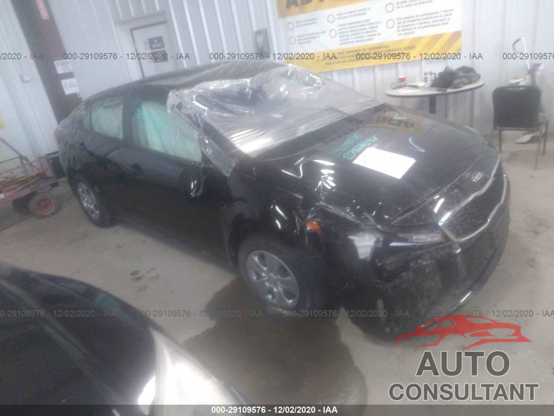 KIA FORTE 2018 - 3KPFK4A79JE274782