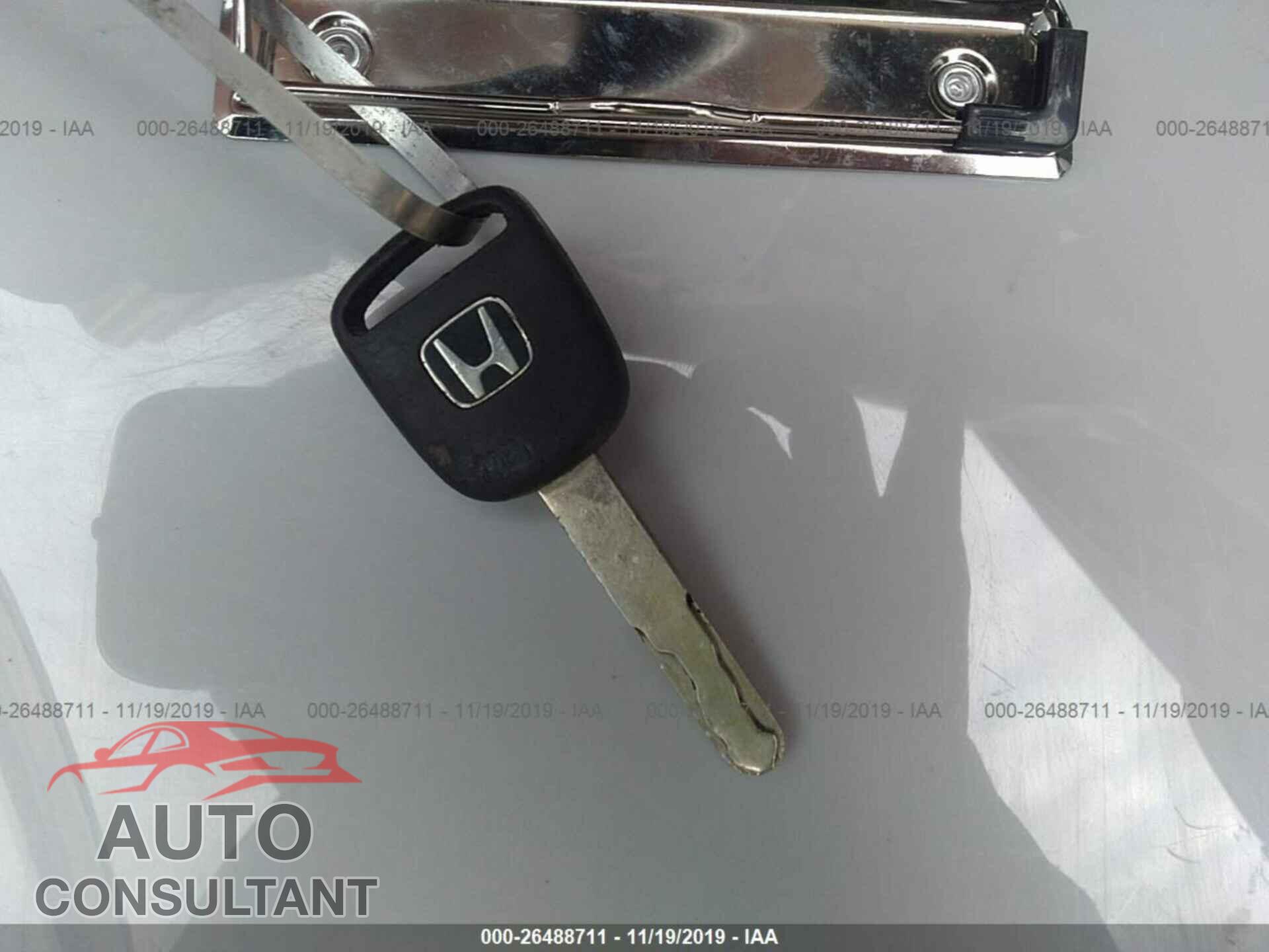 HONDA ELEMENT 2011 - 5J6YH2H79BL004455