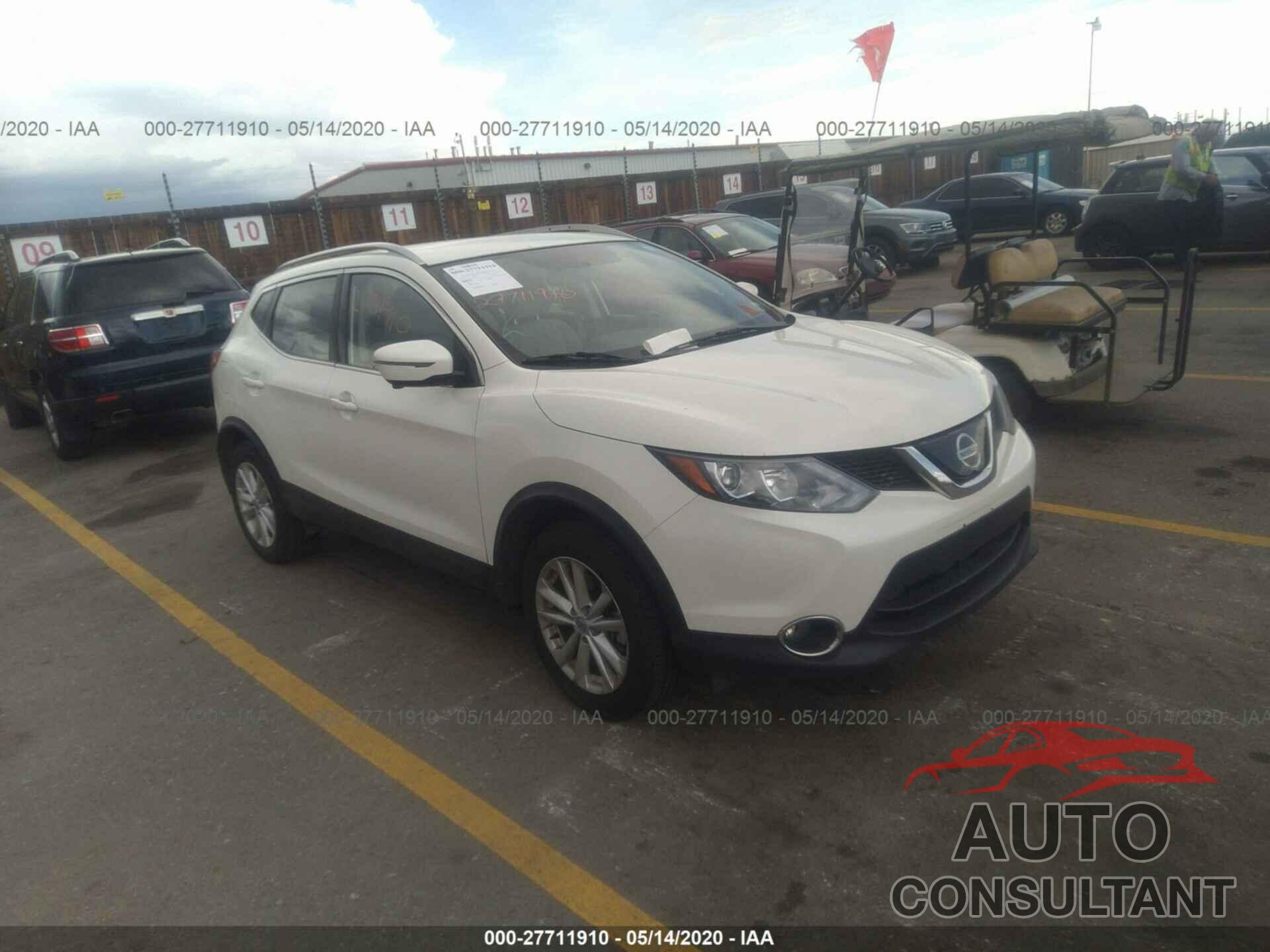 NISSAN ROGUE SPORT 2018 - JN1BJ1CR6JW294155