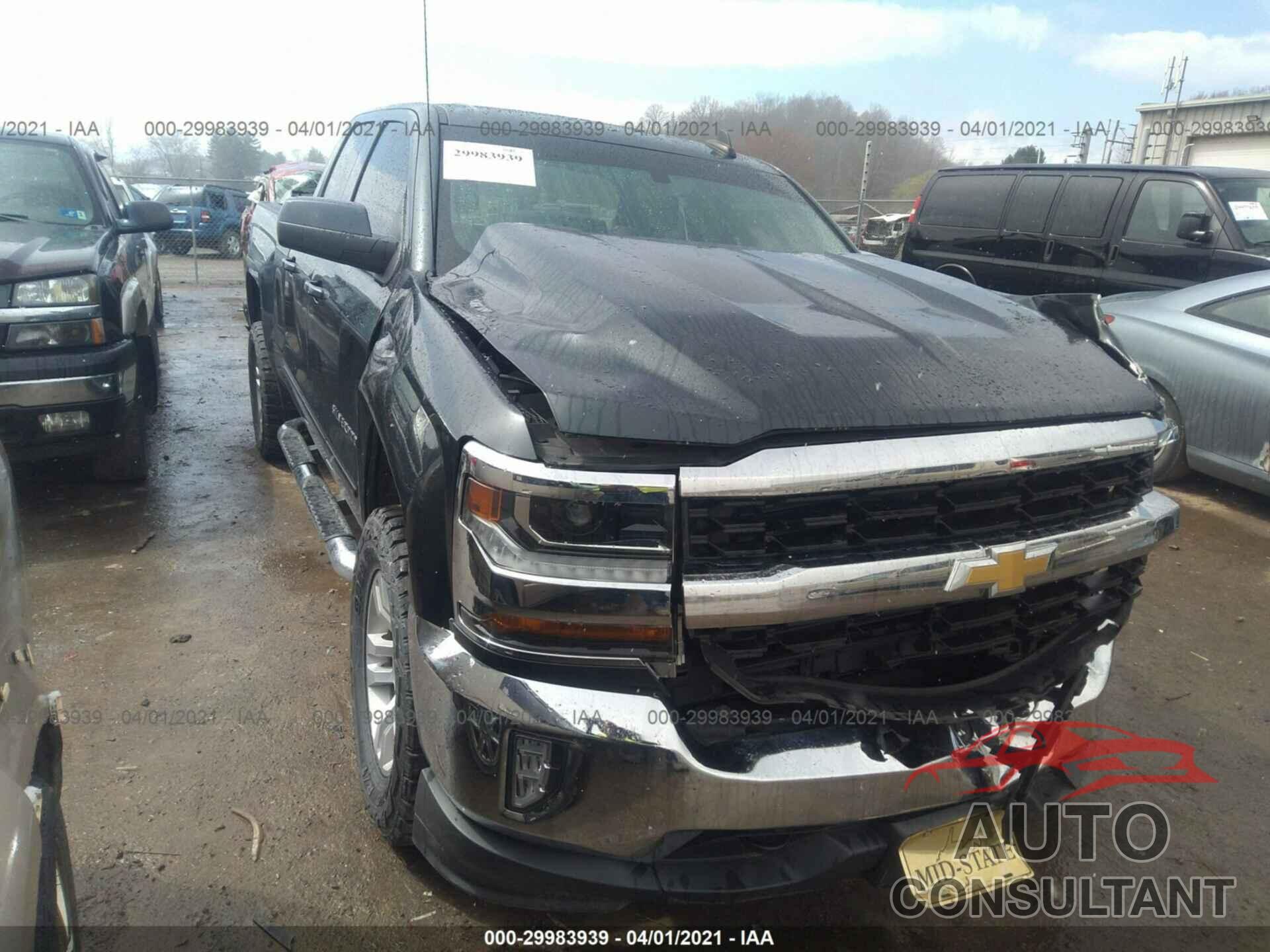 CHEVROLET SILVERADO 1500 2018 - 1GCVKREC6JZ214284