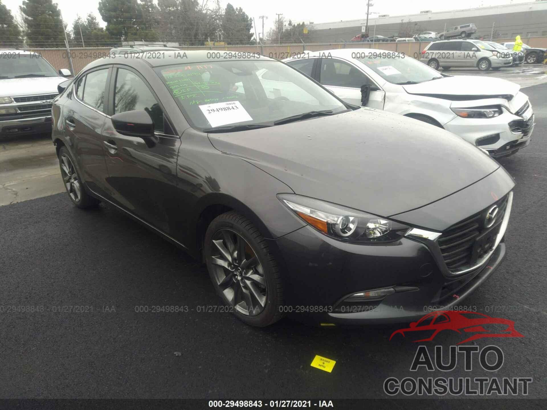 MAZDA MAZDA3 4-DOOR 2018 - 3MZBN1V39JM272884