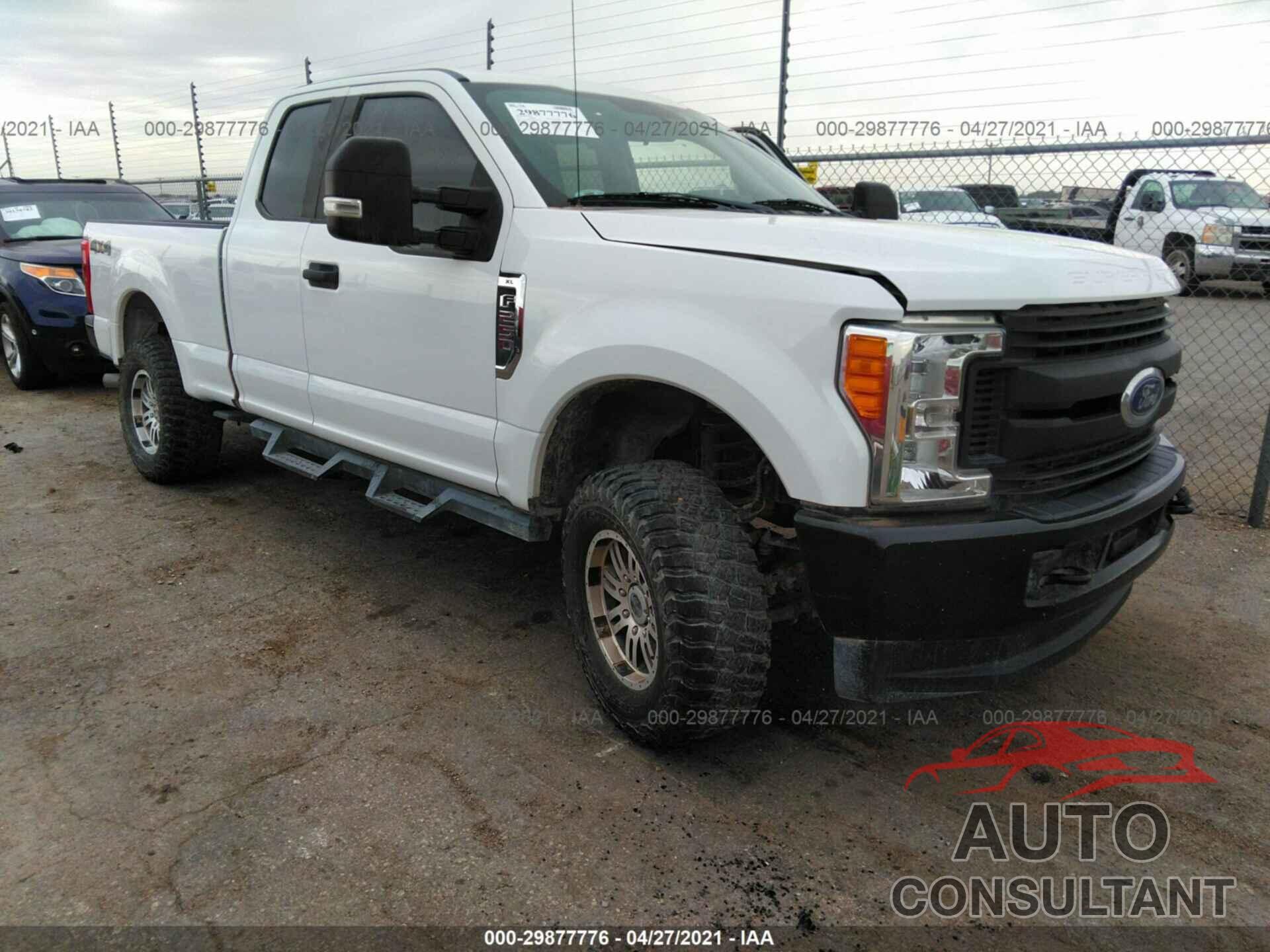 FORD SUPER DUTY F-250 SRW 2017 - 1FT7X2B62HEB93659