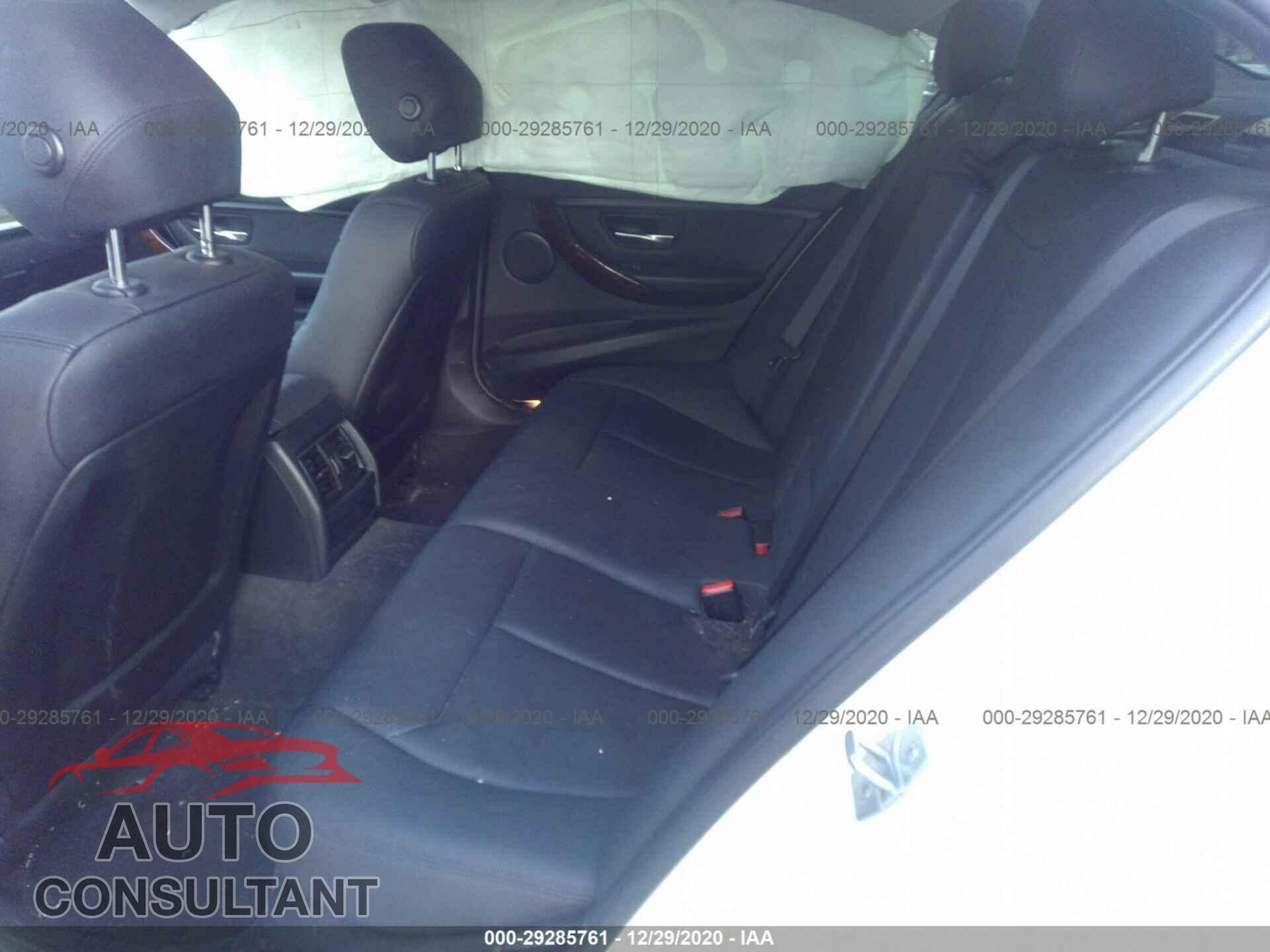 BMW 3 SERIES 2016 - WBA8E1G57GNU10901