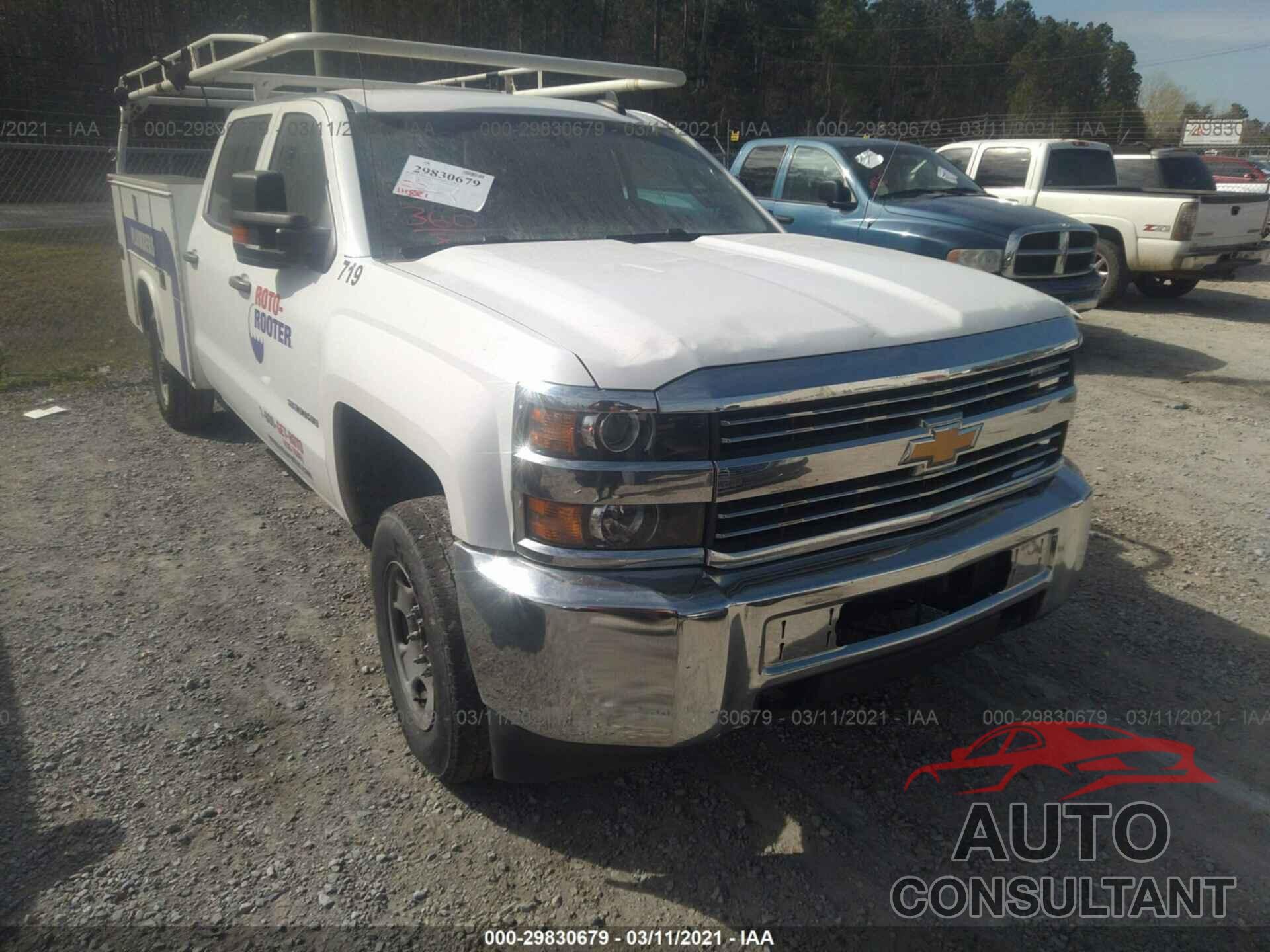 CHEVROLET SILVERADO 2500HD 2016 - 1GB1CUEG0GF261293