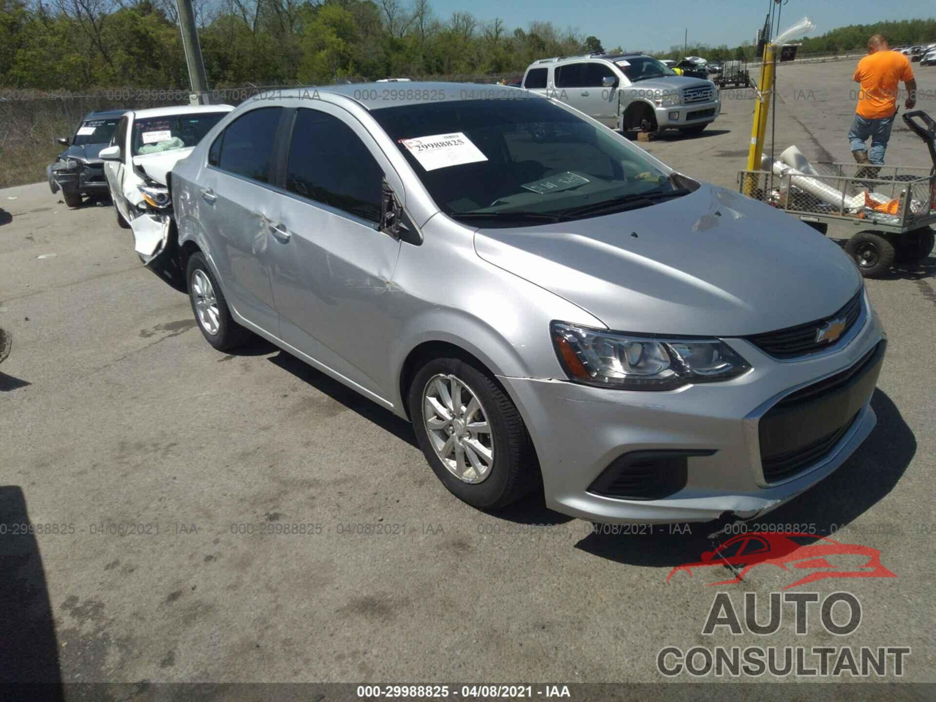 CHEVROLET SONIC 2017 - 1G1JD5SH3H4145622