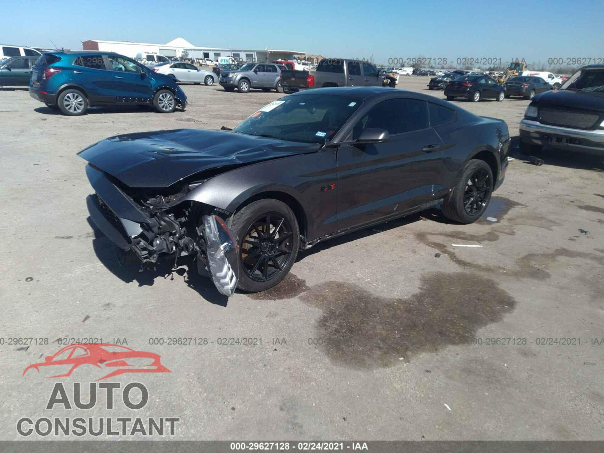 FORD MUSTANG 2019 - 1FA6P8TH5K5125321