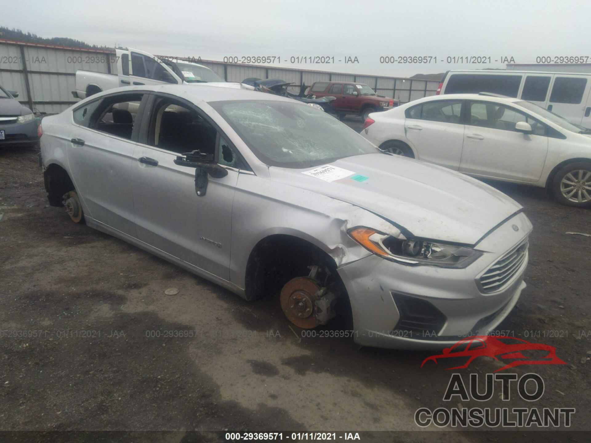 FORD FUSION HYBRID 2019 - 3FA6P0LU3KR256632