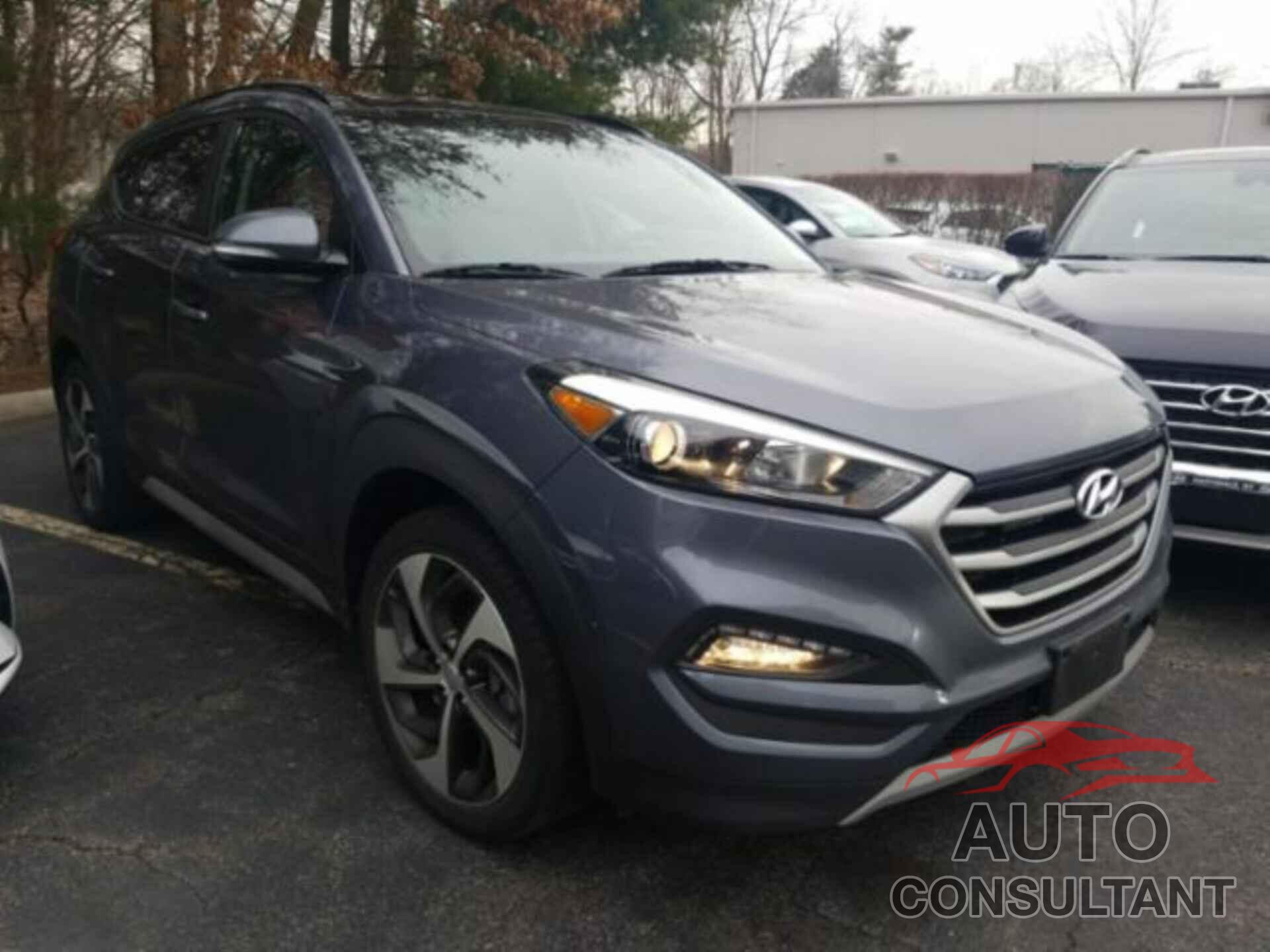 HYUNDAI TUCSON 2018 - KM8J3CA26JU647263