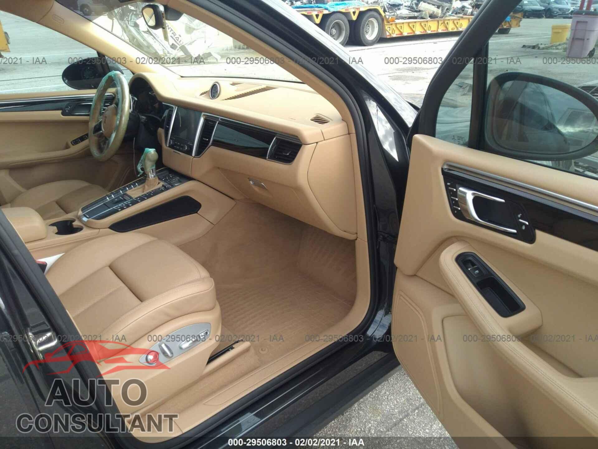 PORSCHE MACAN 2017 - WP1AA2A58HLB02937