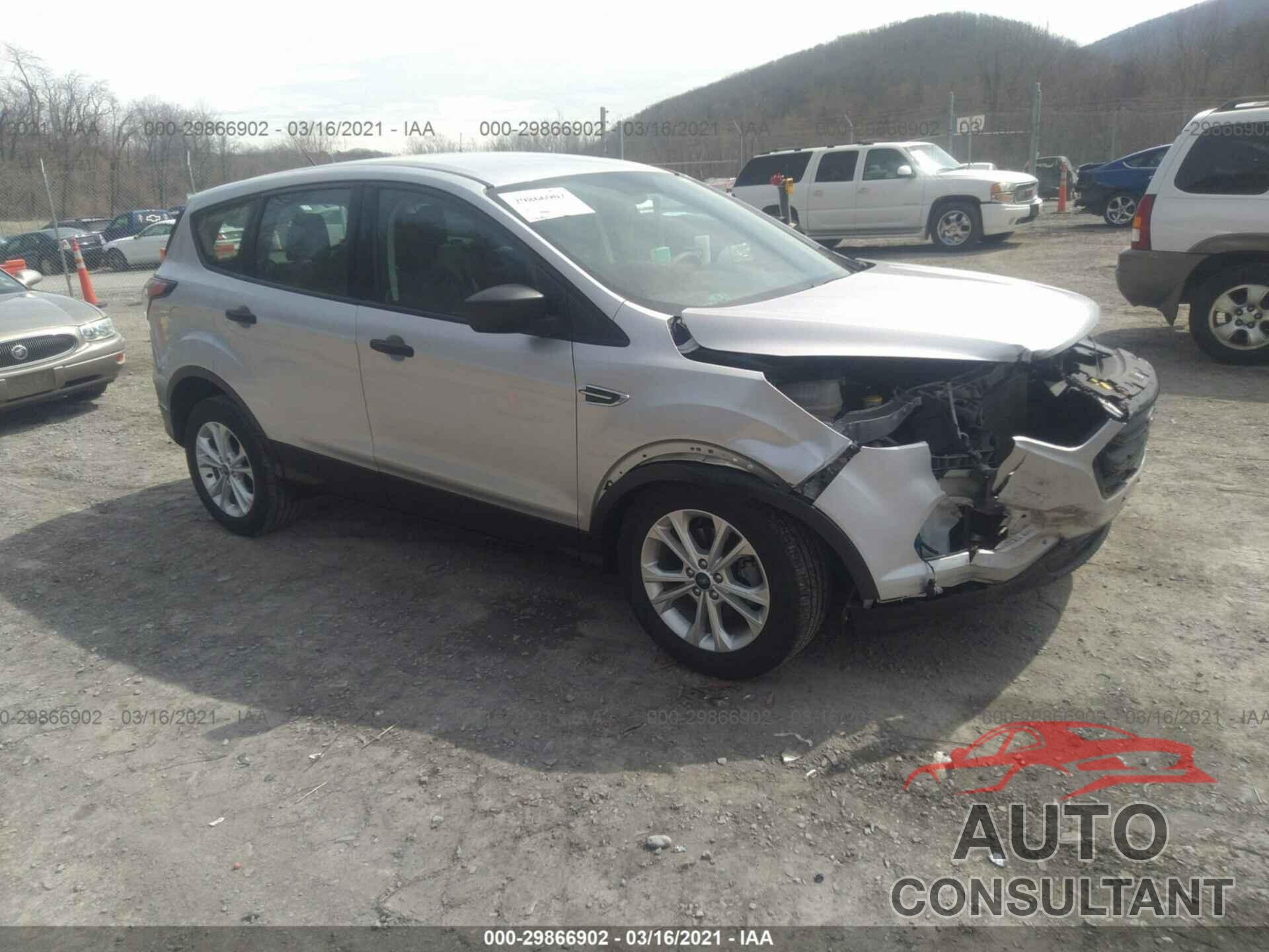 FORD ESCAPE 2018 - 1FMCU0F76JUA08440