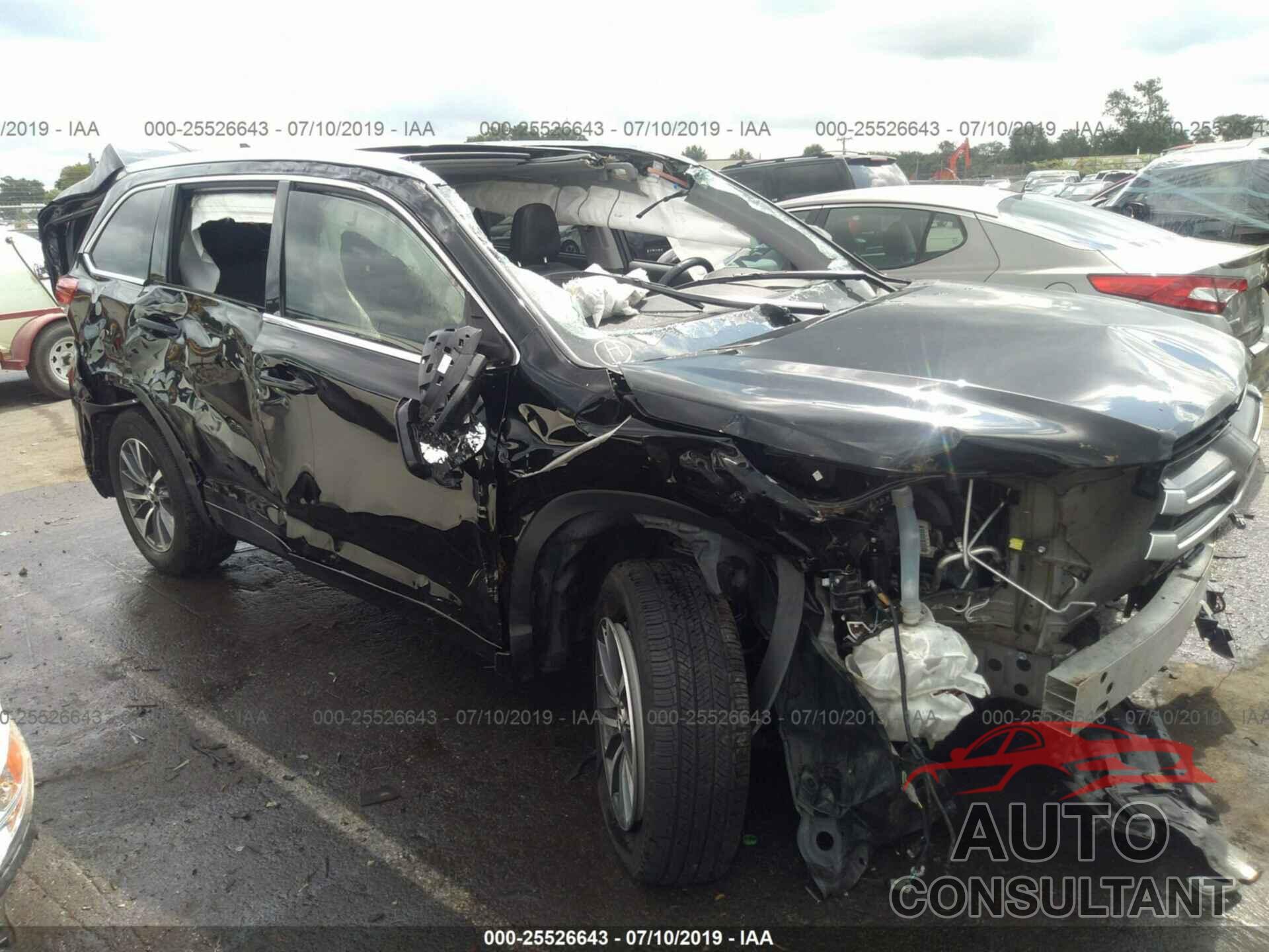 TOYOTA HIGHLANDER 2018 - 5TDKZRFH3JS266398