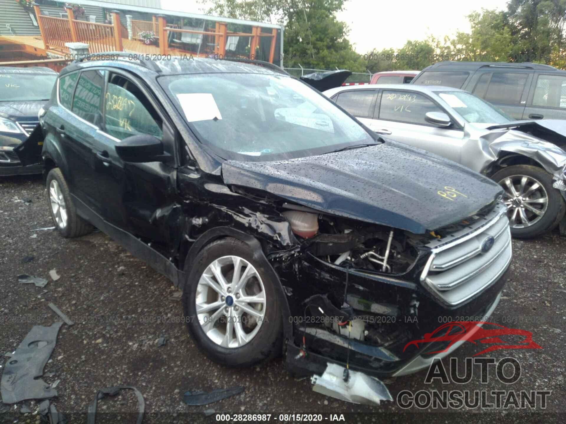 FORD ESCAPE 2018 - 1FMCU0GDXJUD19048
