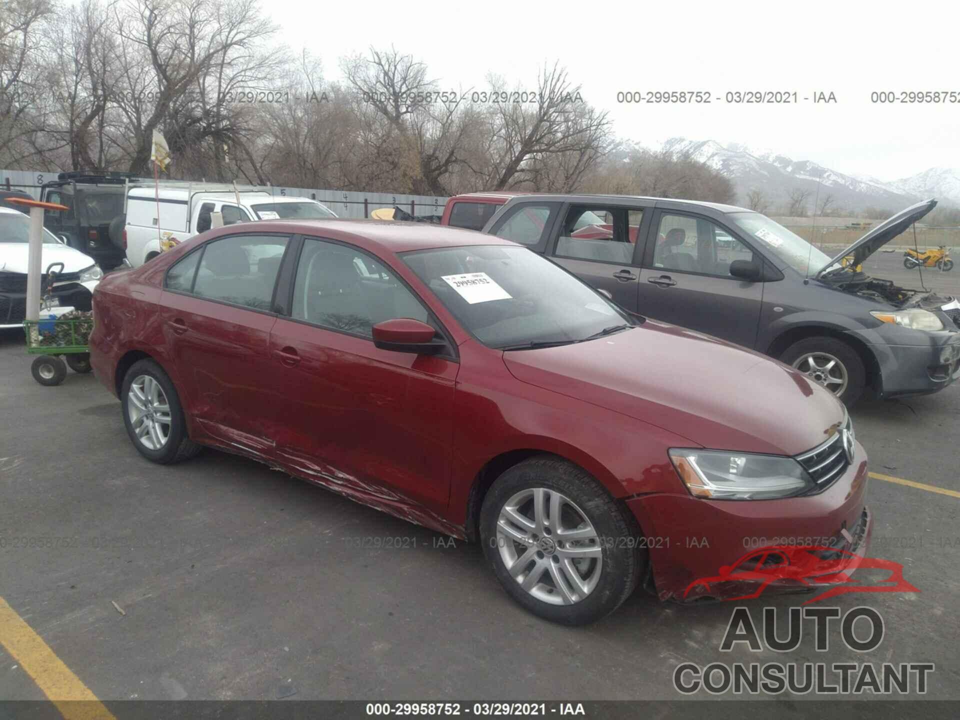 VOLKSWAGEN JETTA 2018 - 3VW2B7AJ4JM225522