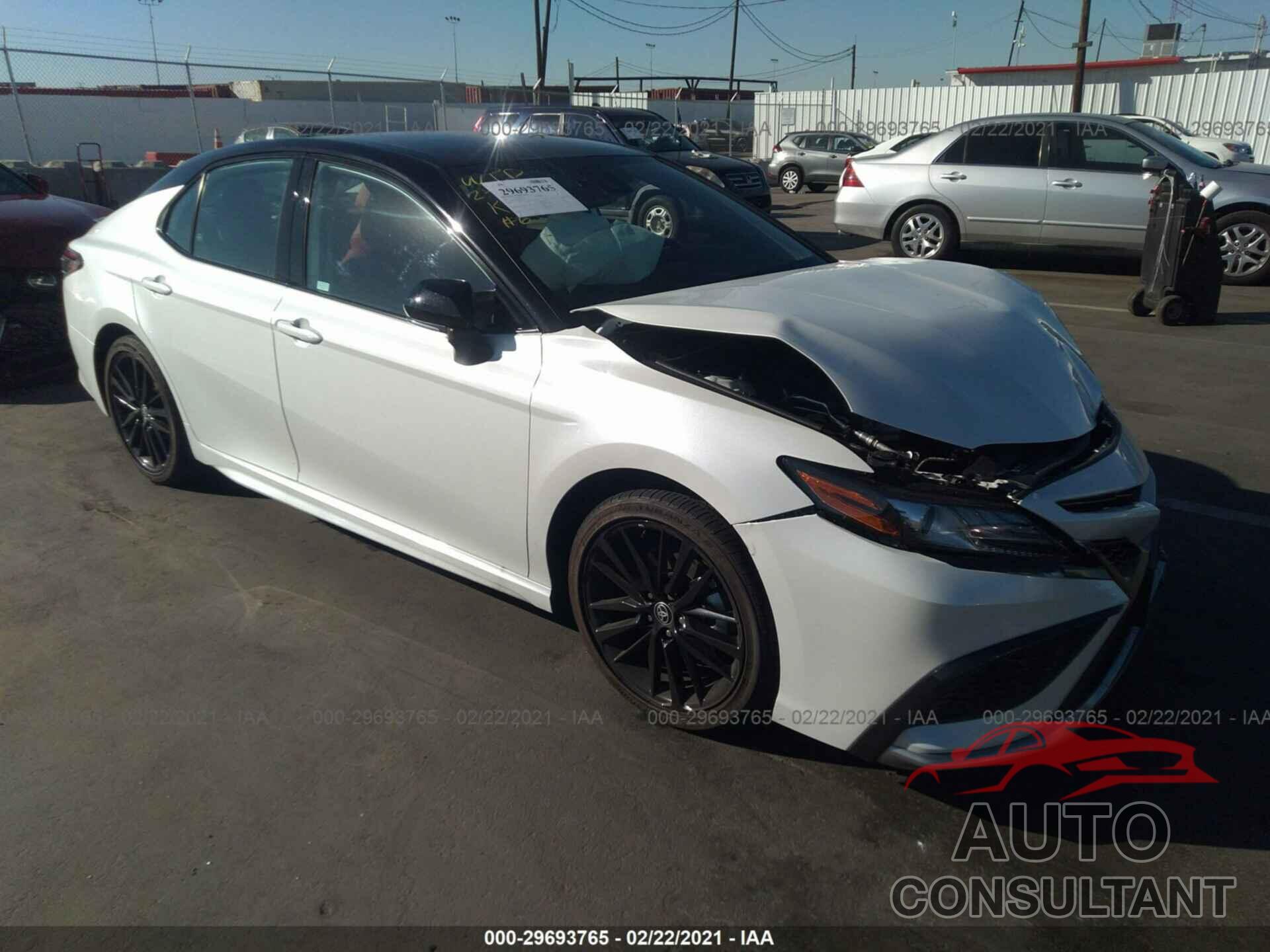 TOYOTA CAMRY 2021 - 4T1K61AK2MU413951
