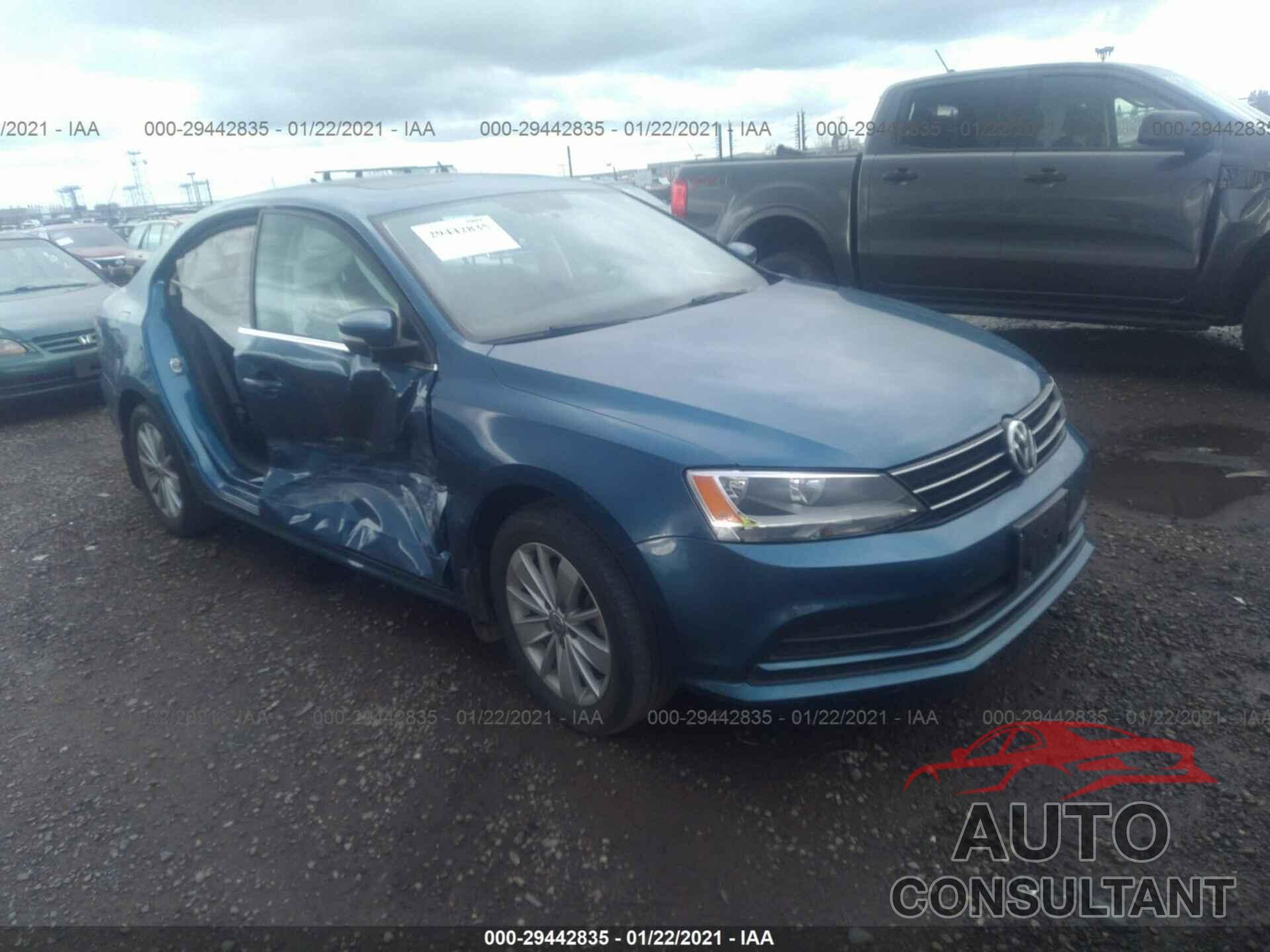 VOLKSWAGEN JETTA SEDAN 2016 - 3VWD67AJ5GM260995