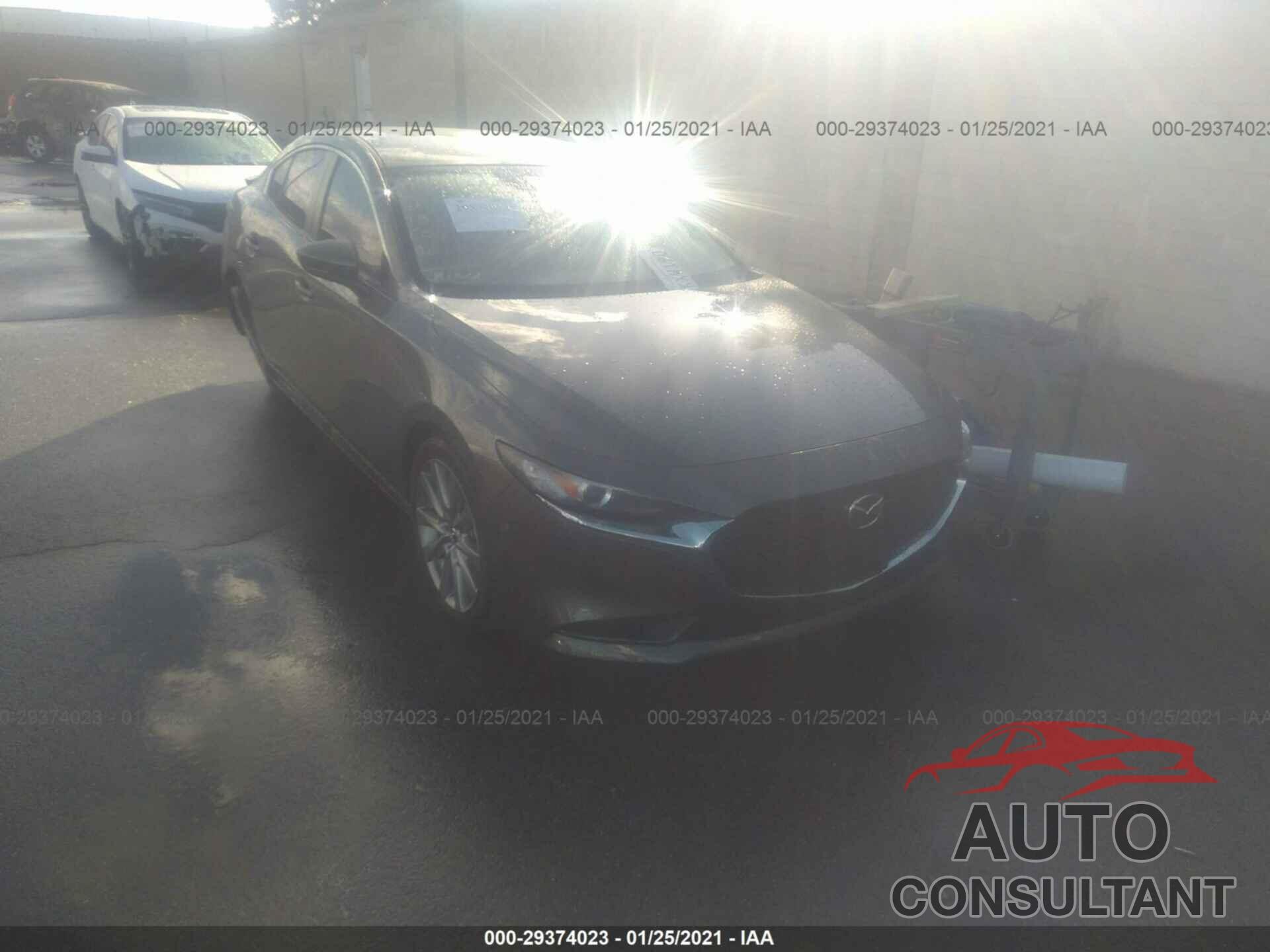 MAZDA MAZDA3 SEDAN 2019 - JM1BPACL4K1113060