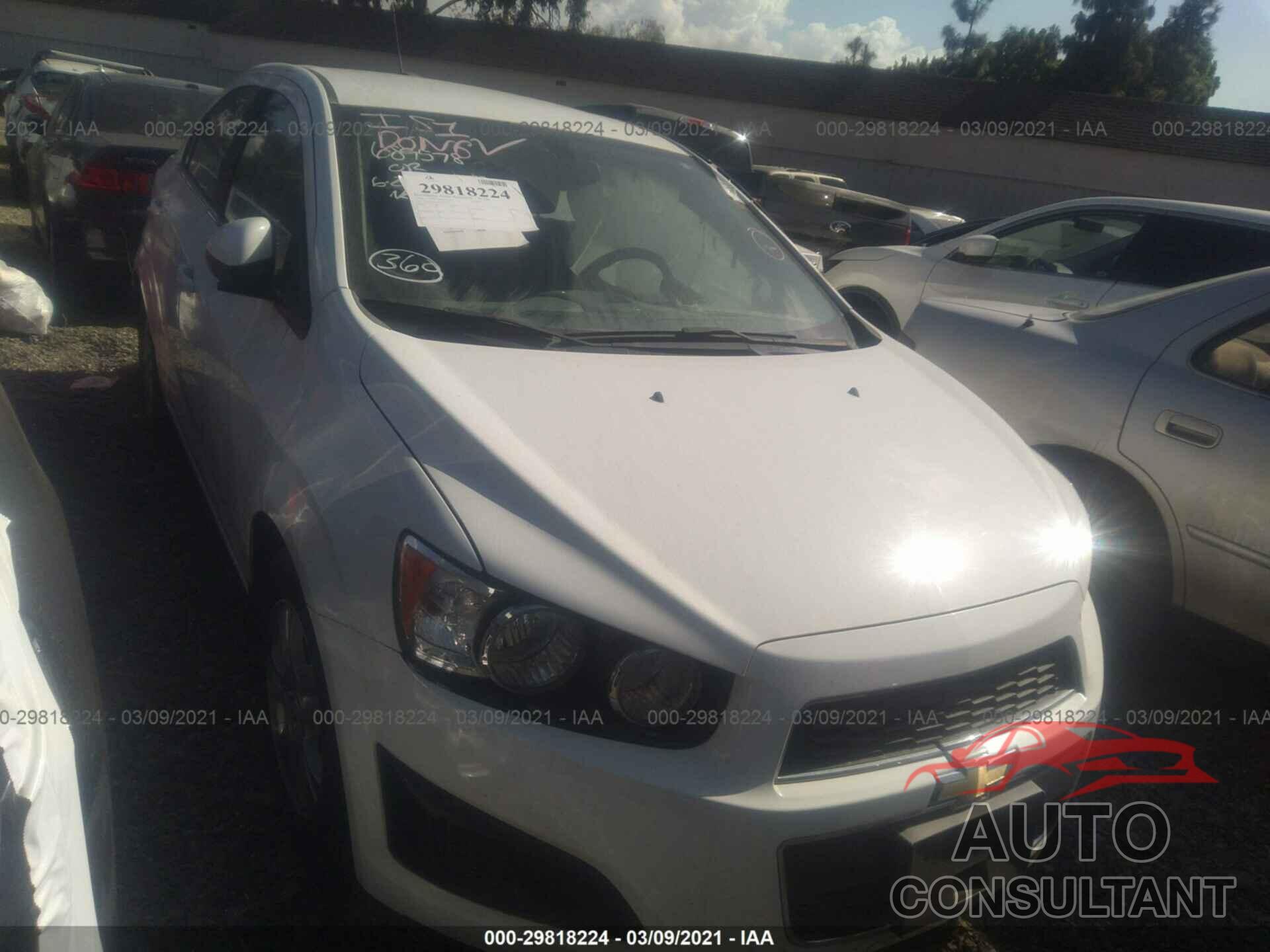 CHEVROLET SONIC 2016 - 1G1JC5SG7G4129397