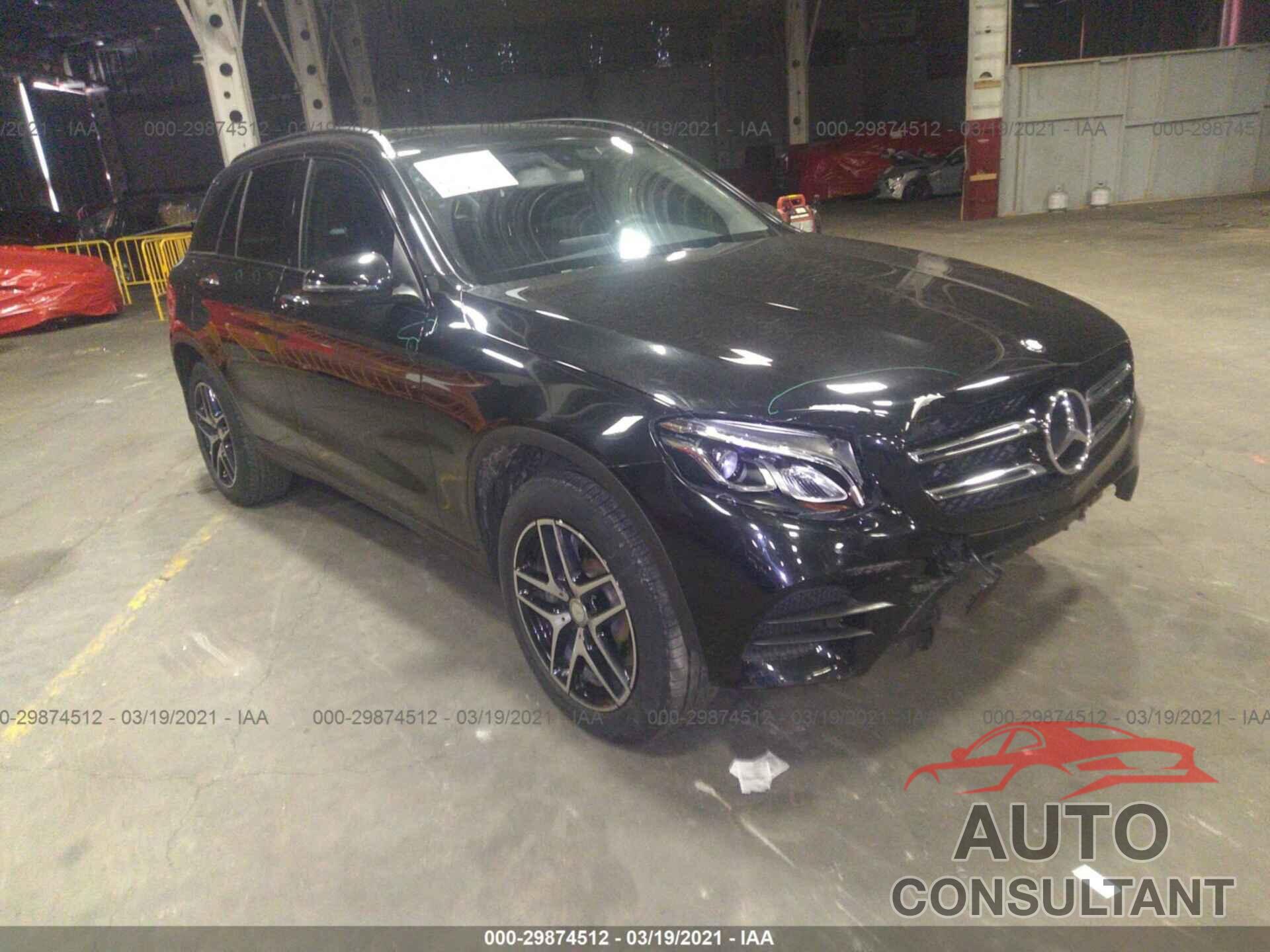 MERCEDES-BENZ GLC 2017 - WDC0G4KB1HF157234