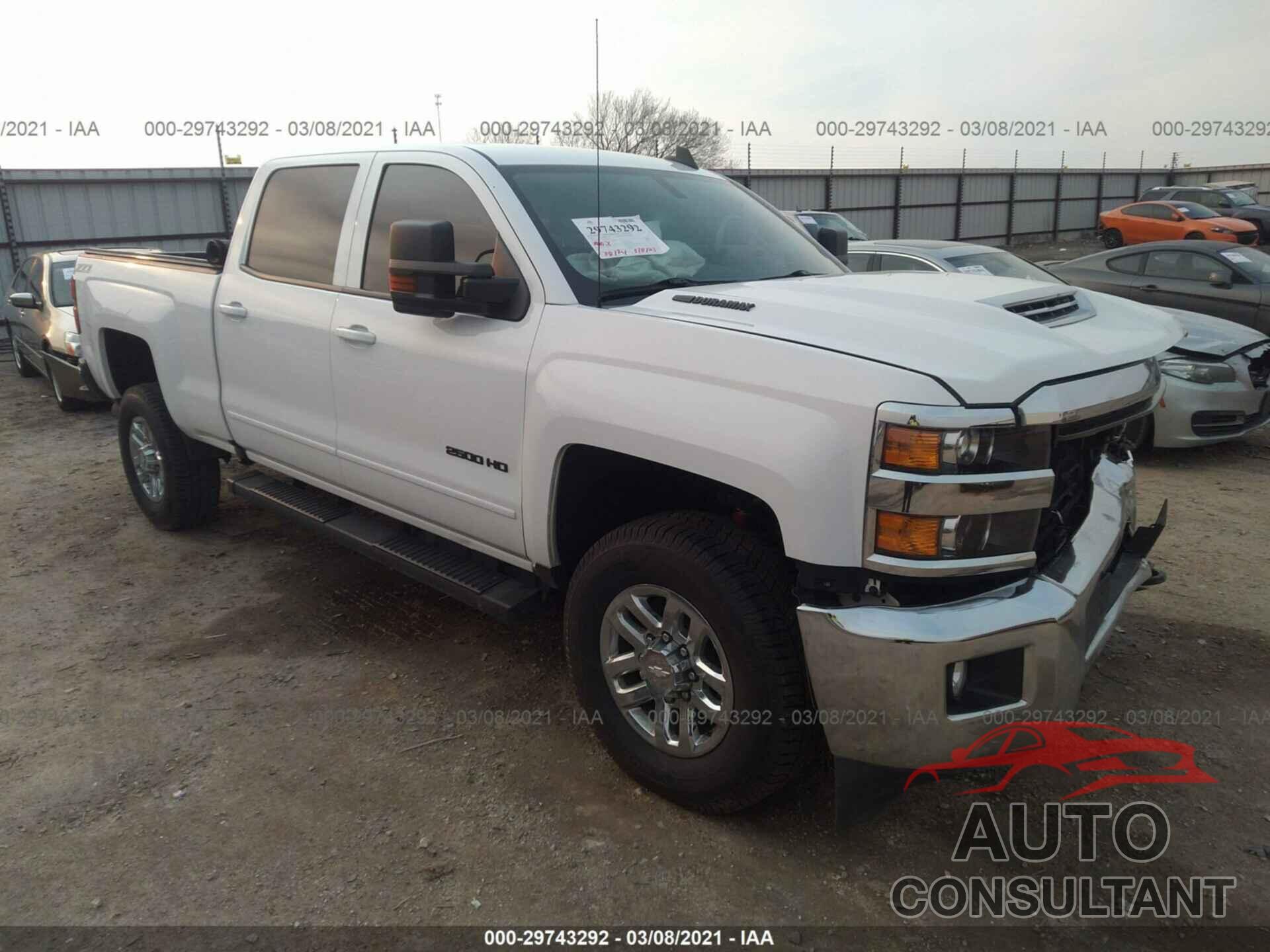 CHEVROLET SILVERADO 2500HD 2018 - 1GC1KVEY6JF248536