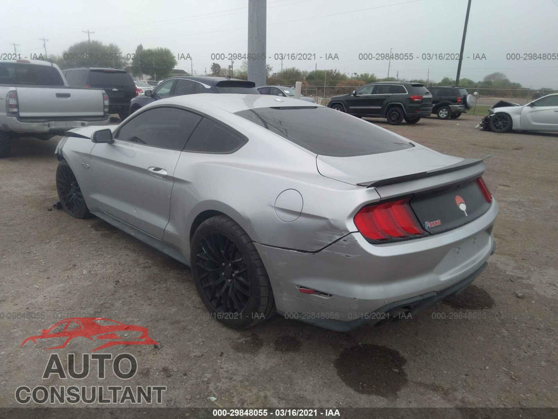FORD MUSTANG 2018 - 1FA6P8CF1J5136331