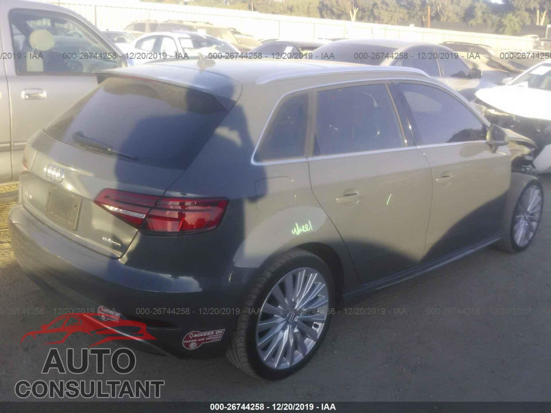 AUDI A3 2017 - WAUTPBFF5HA146087