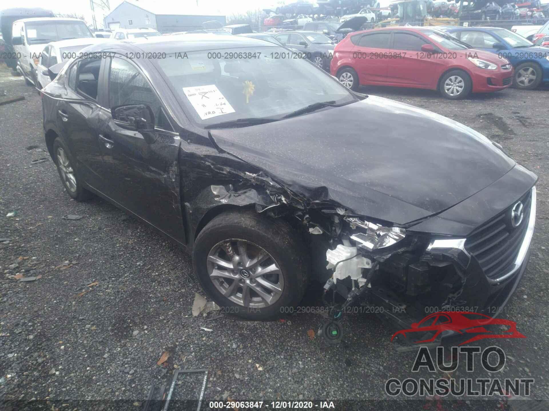 MAZDA MAZDA3 4-DOOR 2017 - 3MZBN1U77HM113912