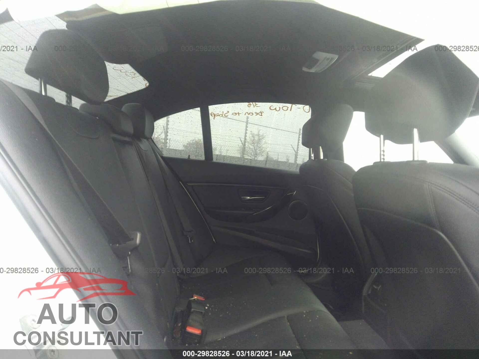 BMW 3 SERIES 2016 - WBA8E1G53GNU12340