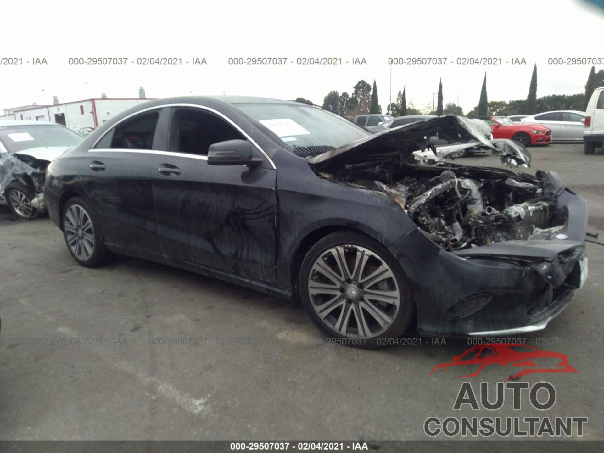 MERCEDES-BENZ CLA 2017 - WDDSJ4EB2HN435940