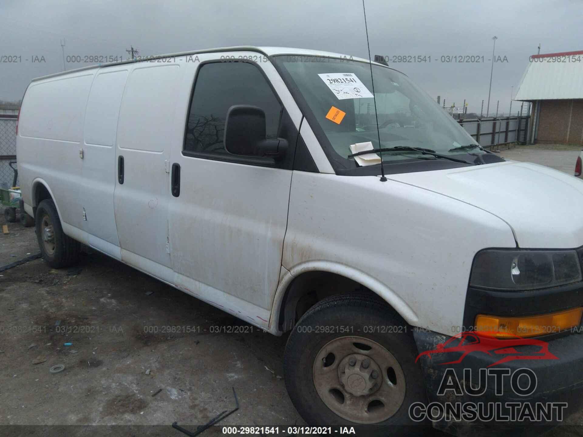 CHEVROLET EXPRESS CARGO VAN 2020 - 1GCWGBFPXL1131909